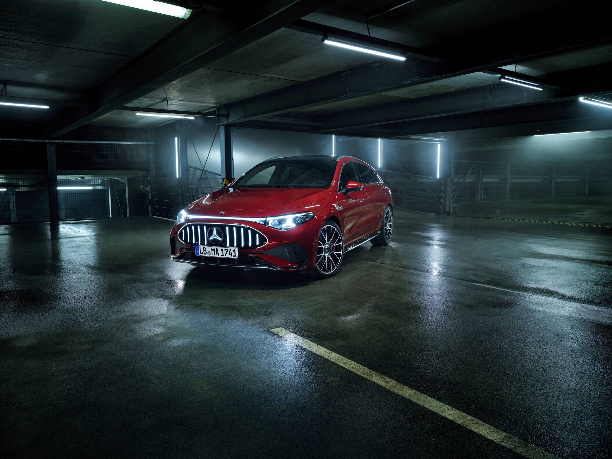 Mercedes-AMG CLA 45 4MATIC+, ecco il bolide presentato a Goodwood da Antonelli