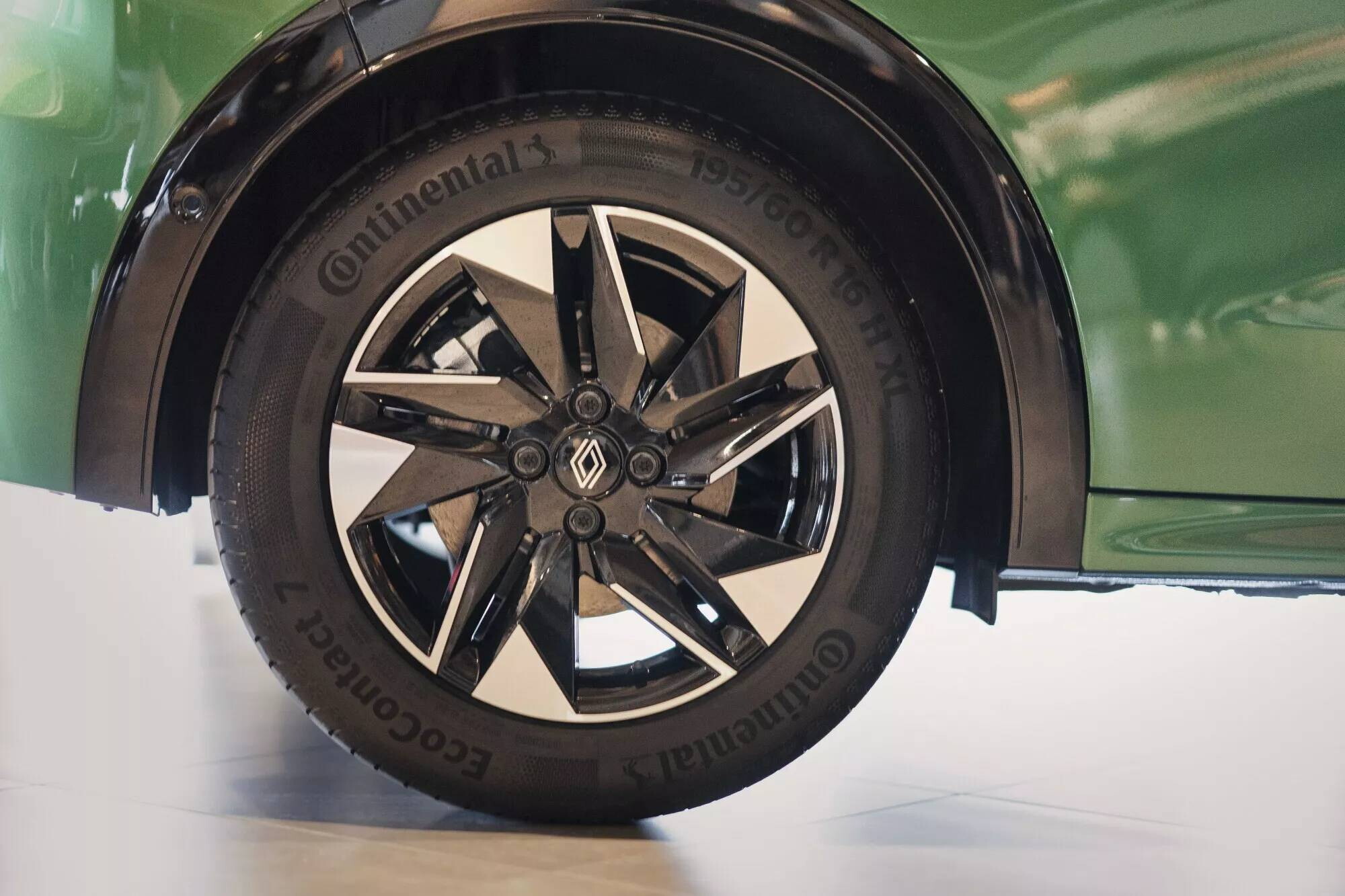 Renault Clio Eco-G 120, prestazioni interessanti e consumi ridotti