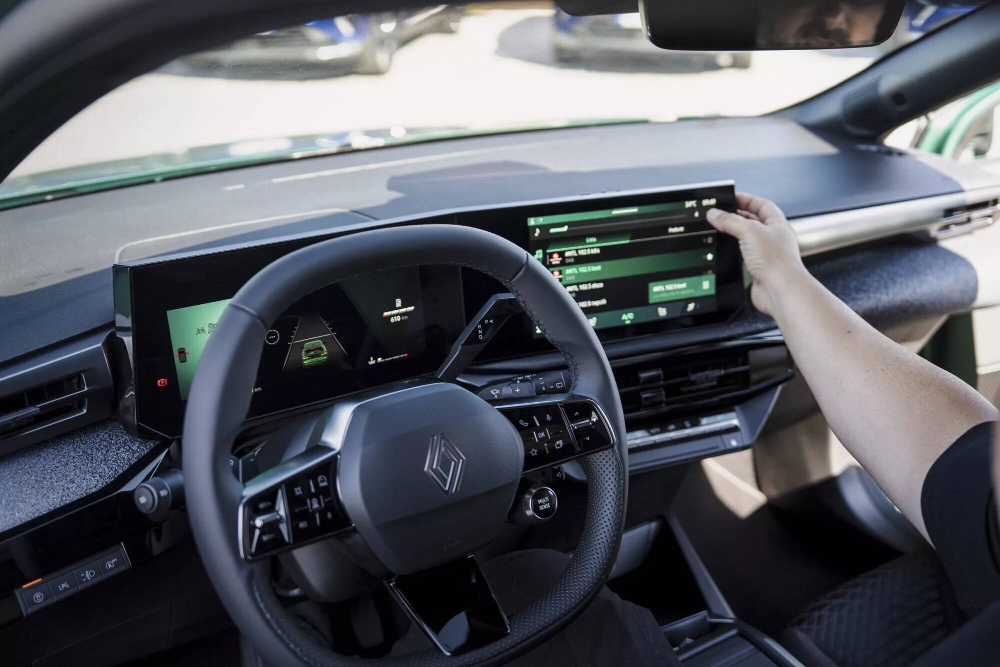 Renault Clio Eco-G 120, prestazioni interessanti e consumi ridotti