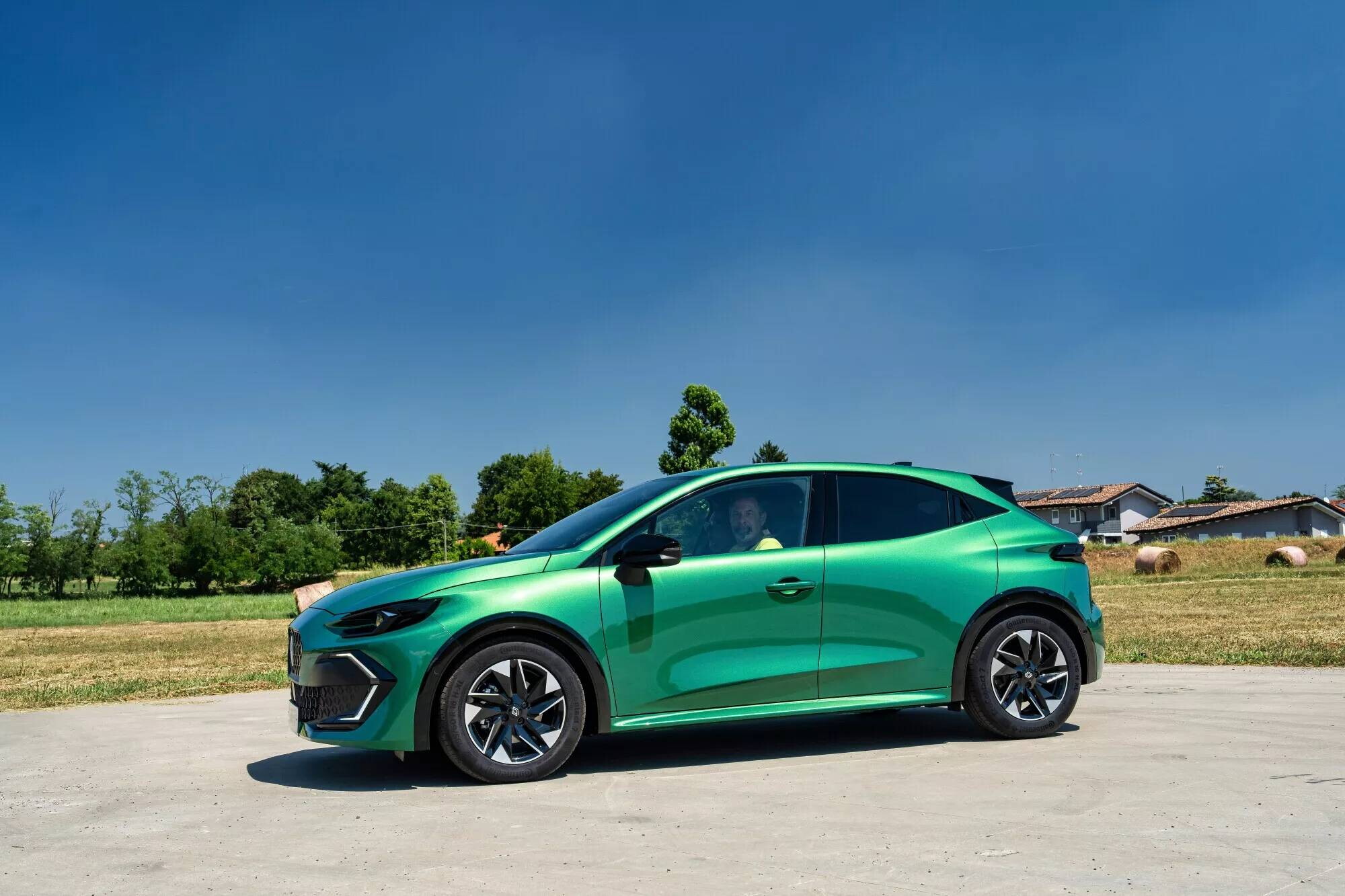 Renault Clio Eco-G 120, prestazioni interessanti e consumi ridotti