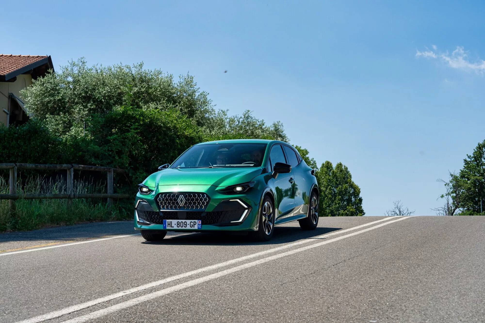 Renault Clio Eco-G 120, prestazioni interessanti e consumi ridotti