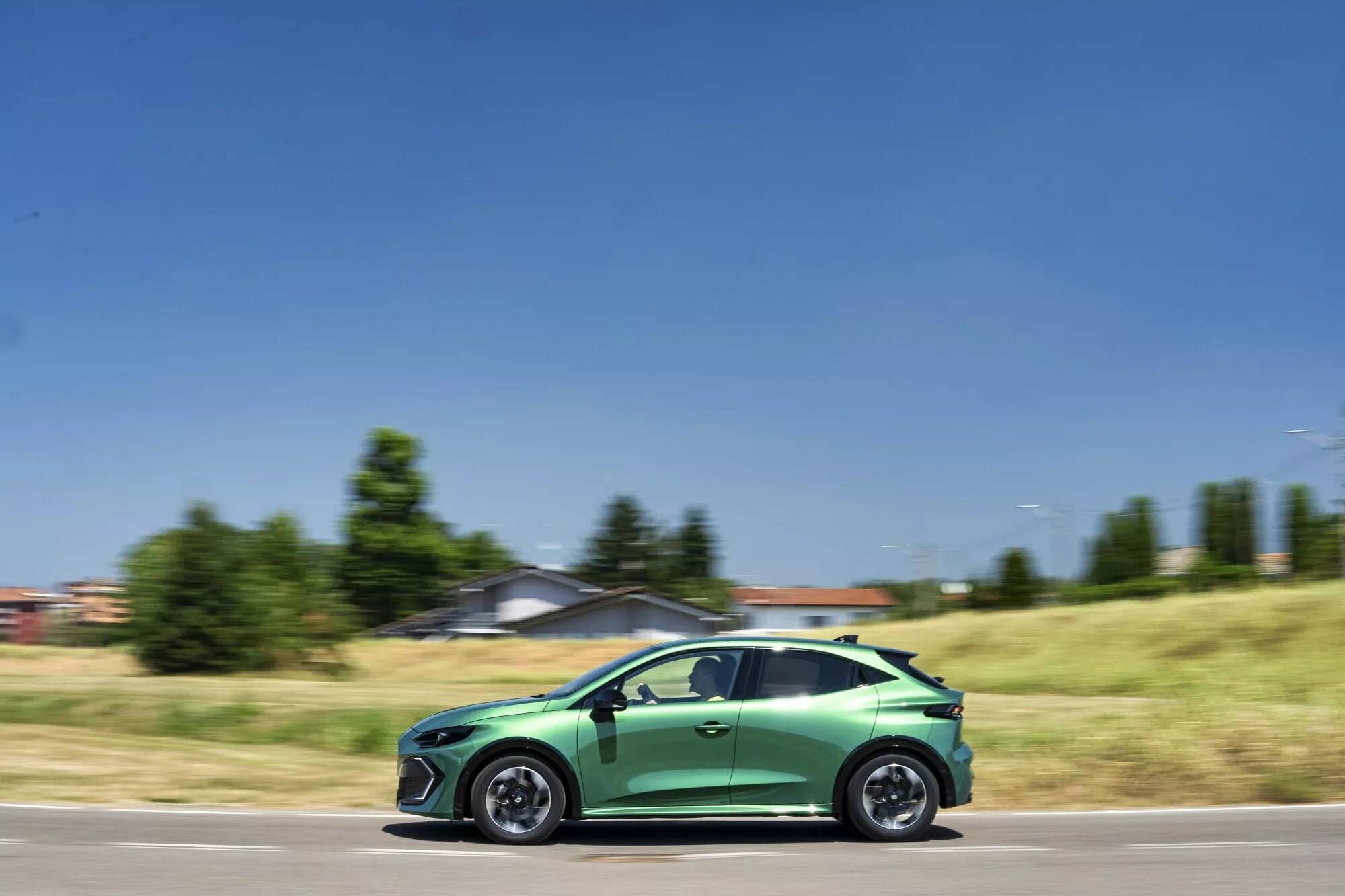 Renault Clio Eco-G 120, prestazioni interessanti e consumi ridotti