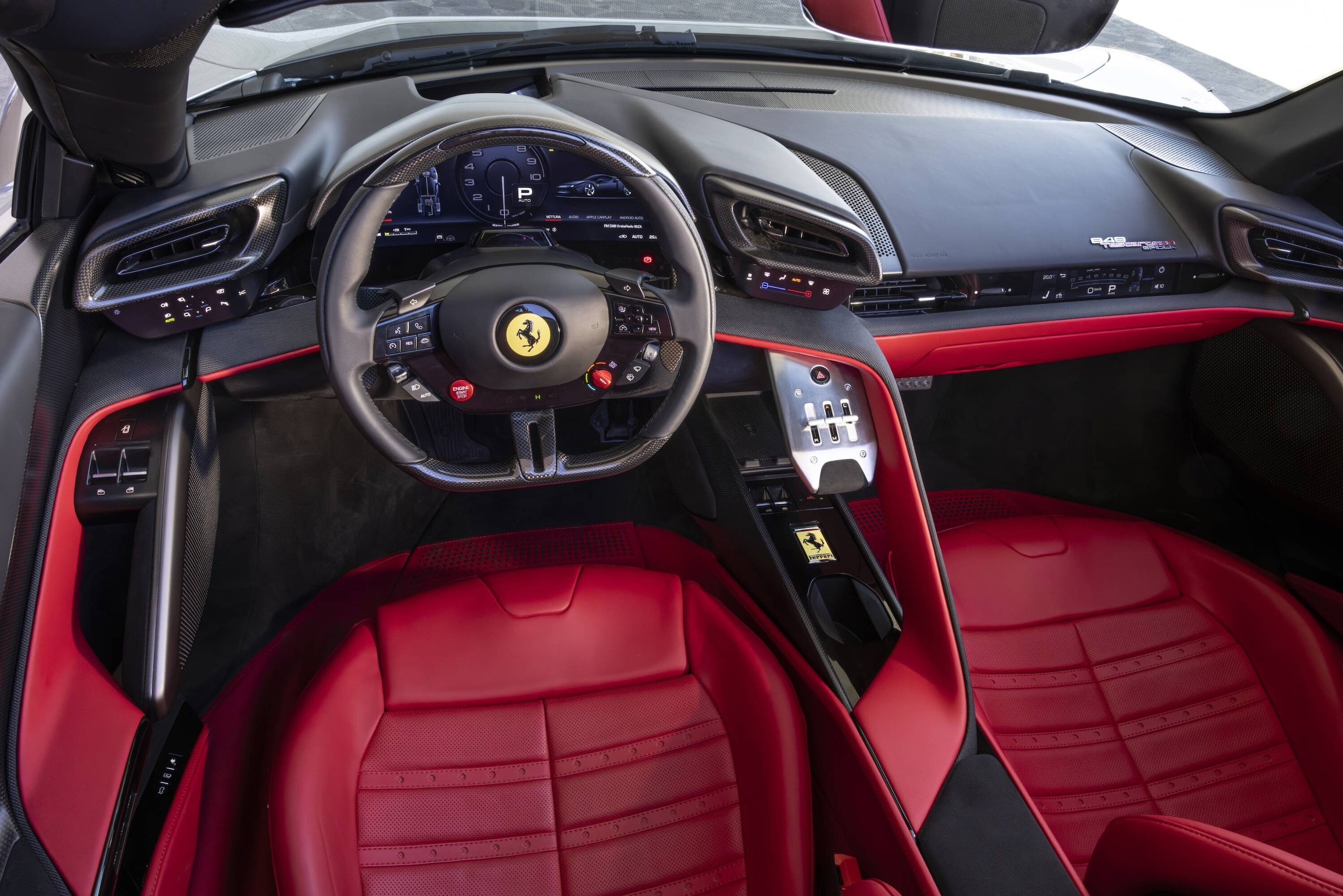 Ferrari 849 Testarossa Spider, potenza e stile mozzafiato