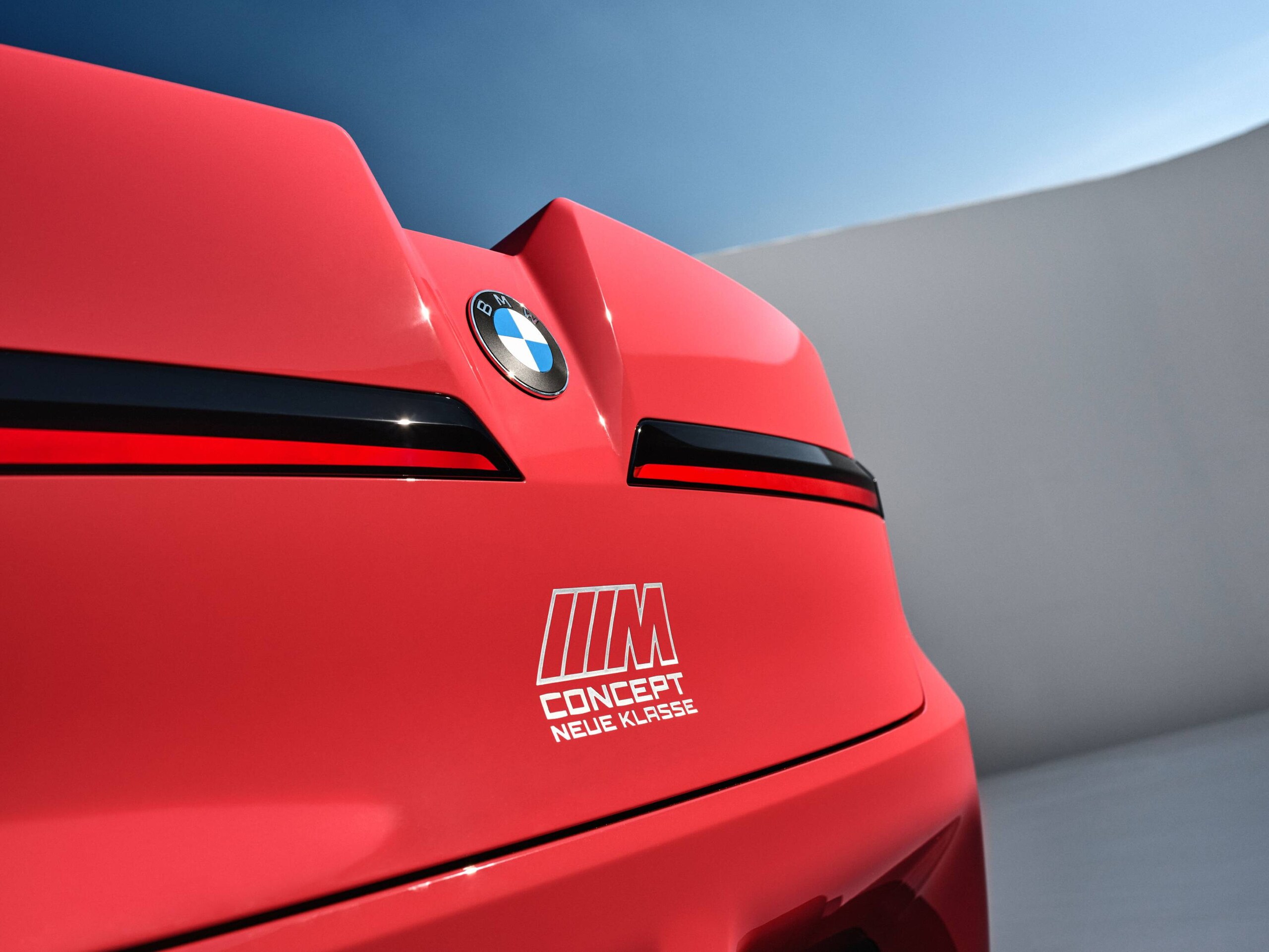 BMW M3, altre foto di come sarà: la Concept Neue Klasse è mozzafiato