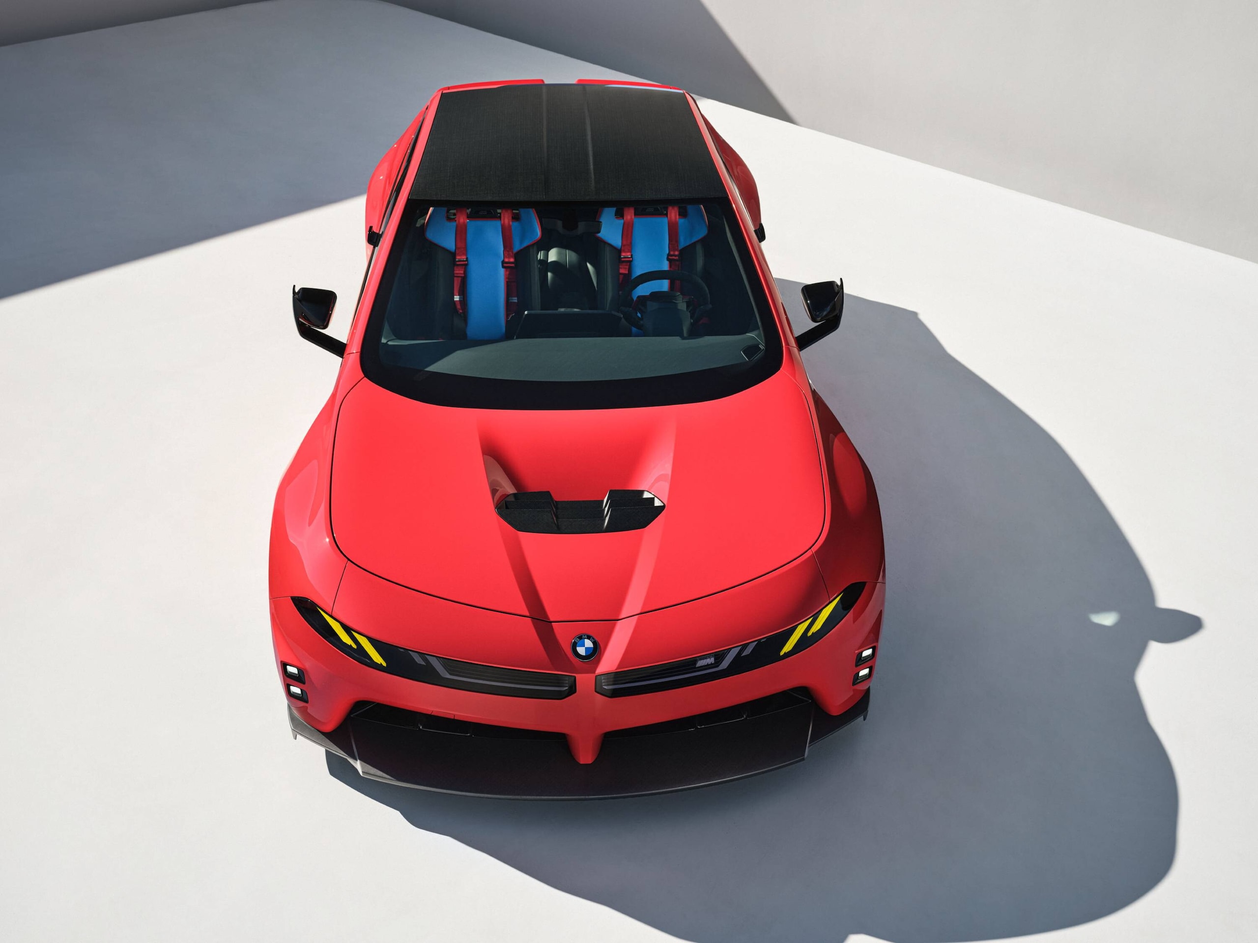 BMW M3, altre foto di come sarà: la Concept Neue Klasse è mozzafiato