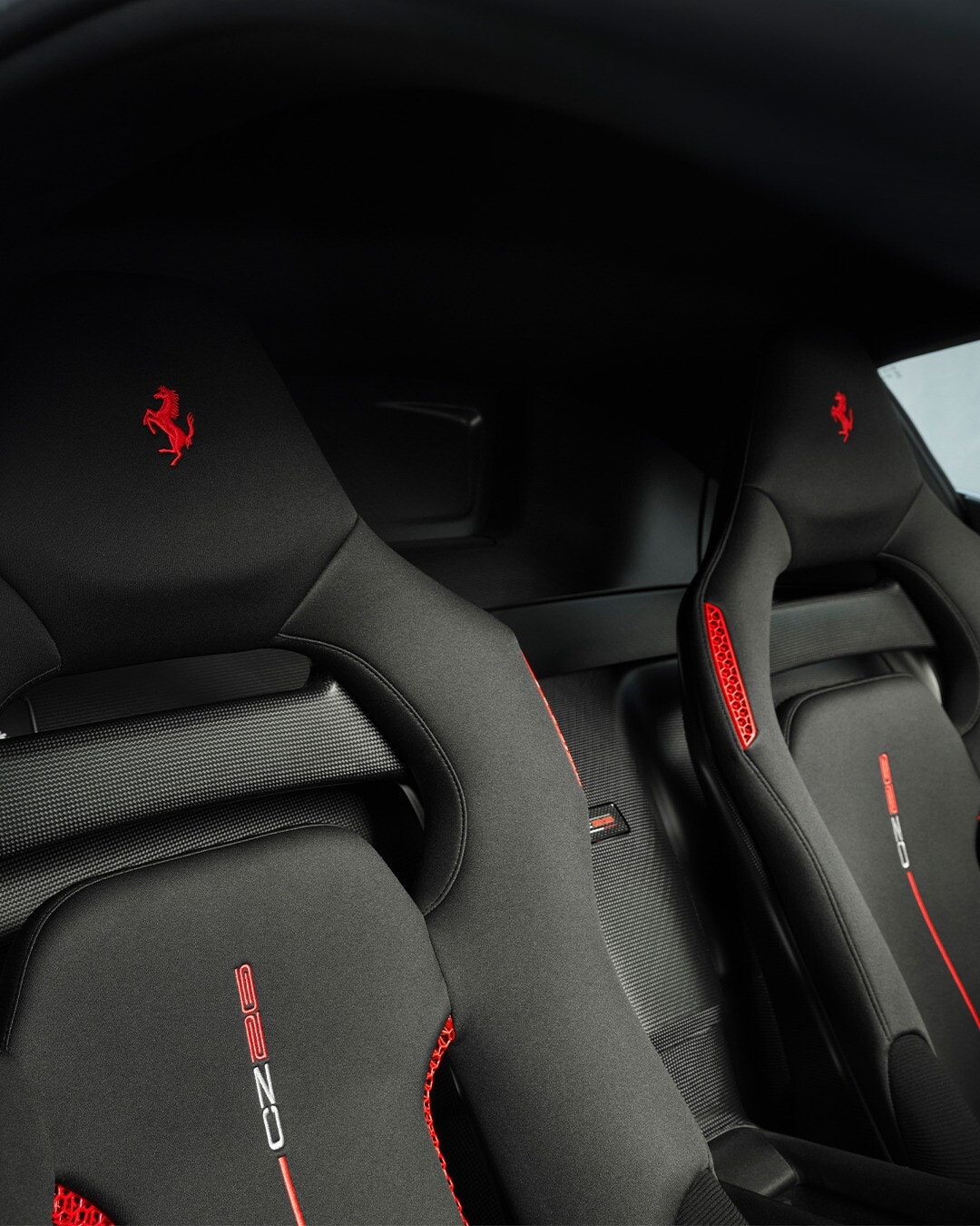 Ferrari CZ26, la one-off su base SF90 Stradale: FOTO