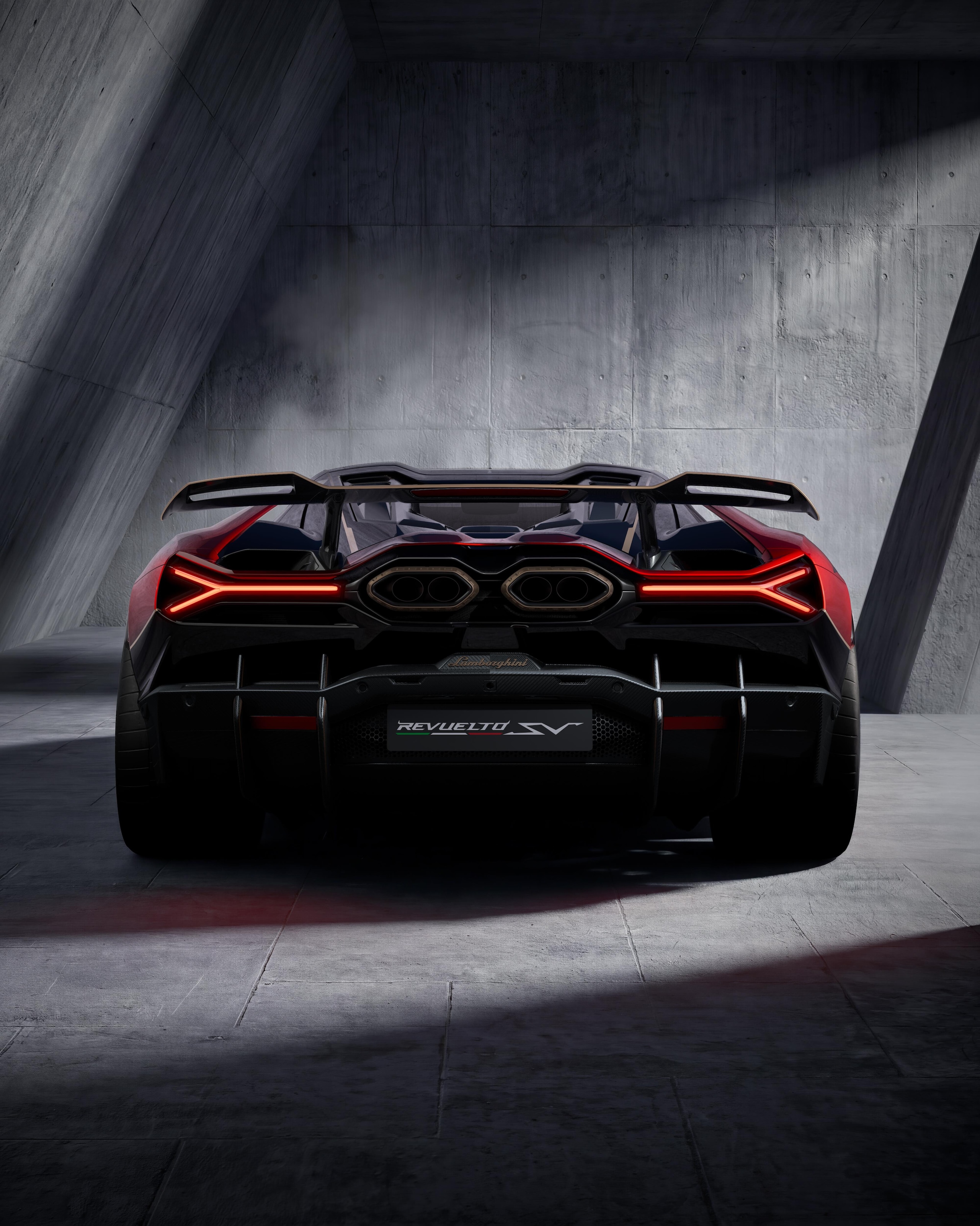 Lamborghini Revuelto SV, 1.065 CV di pura esagerazione