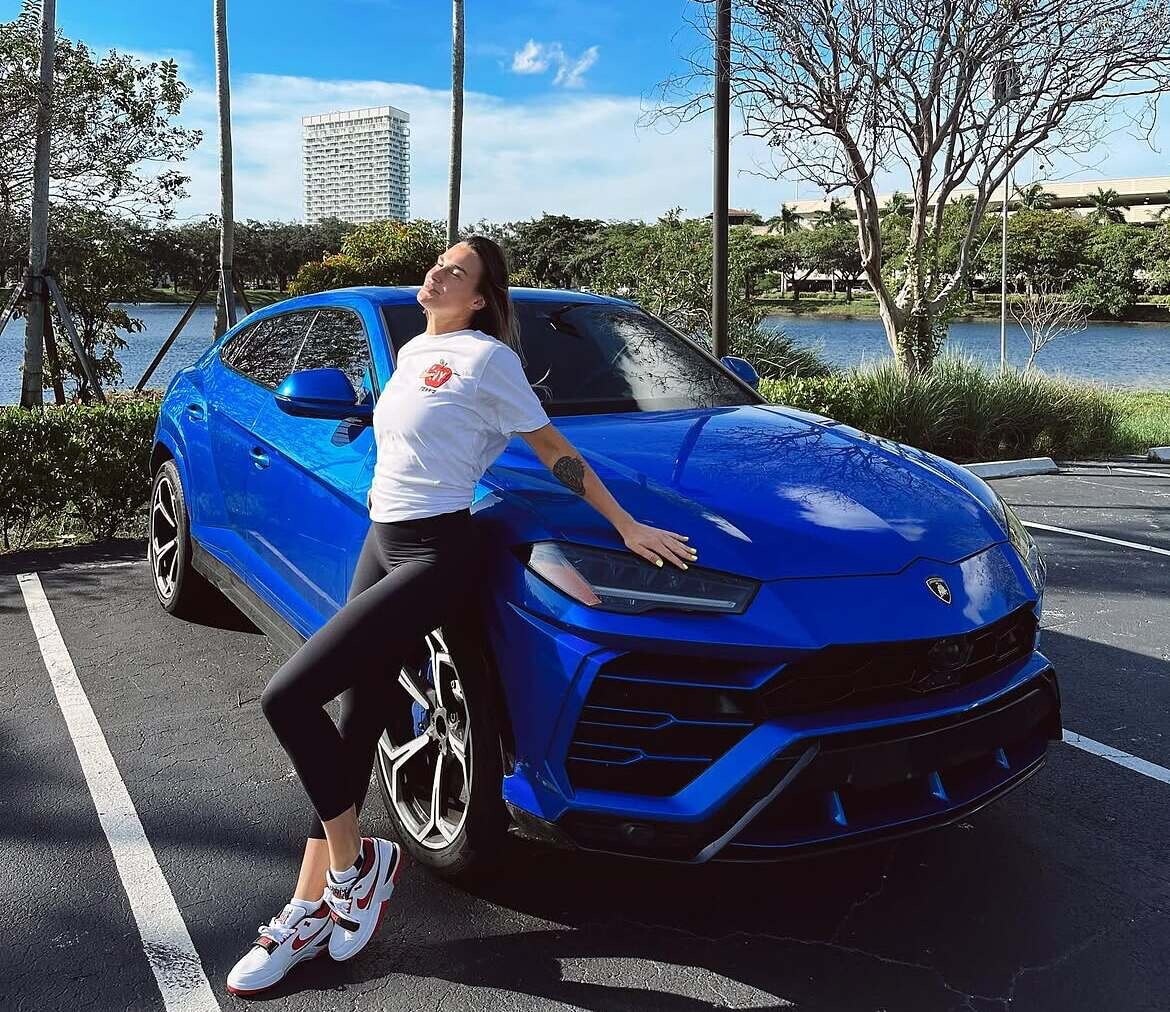 Sabalenka Purosangue del tennis: in garage Ferrari e non solo
