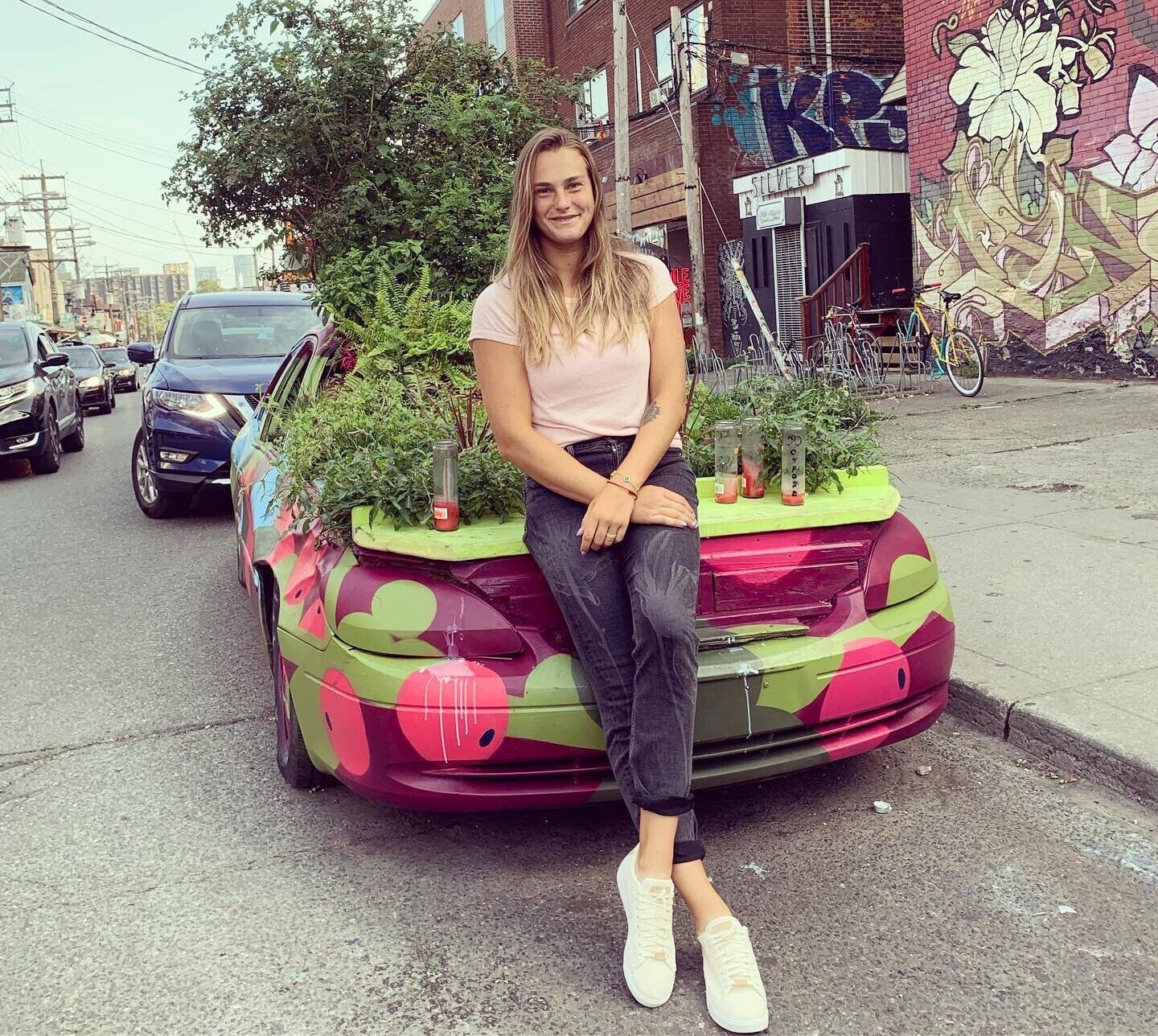 Sabalenka Purosangue del tennis: in garage Ferrari e non solo