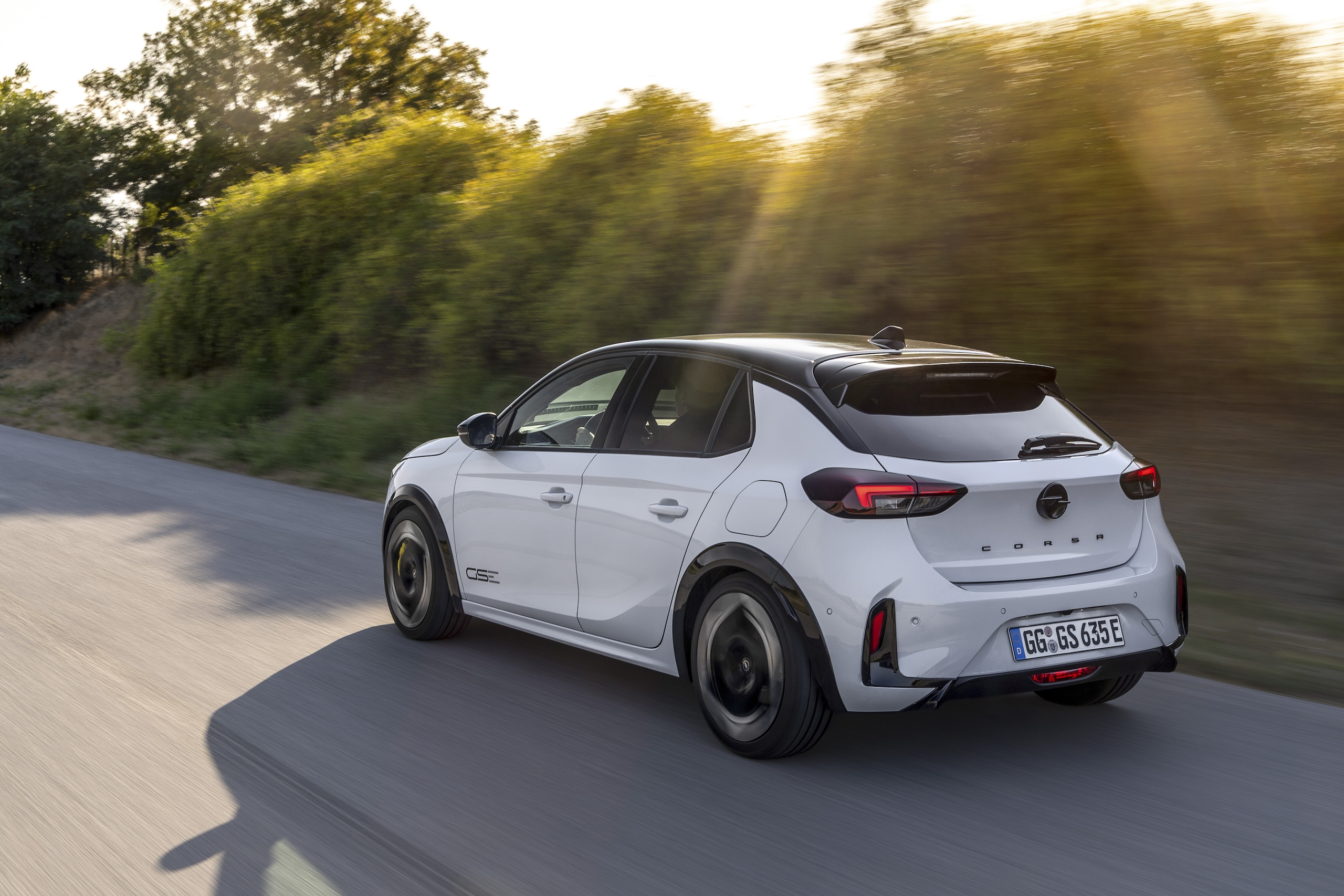 Opel Corsa GSE: elettrica, piccola e cattiva