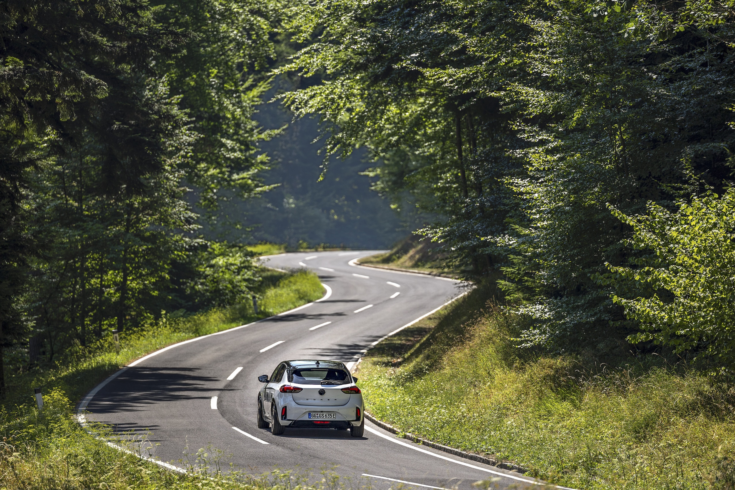 Opel Corsa GSE: elettrica, piccola e cattiva