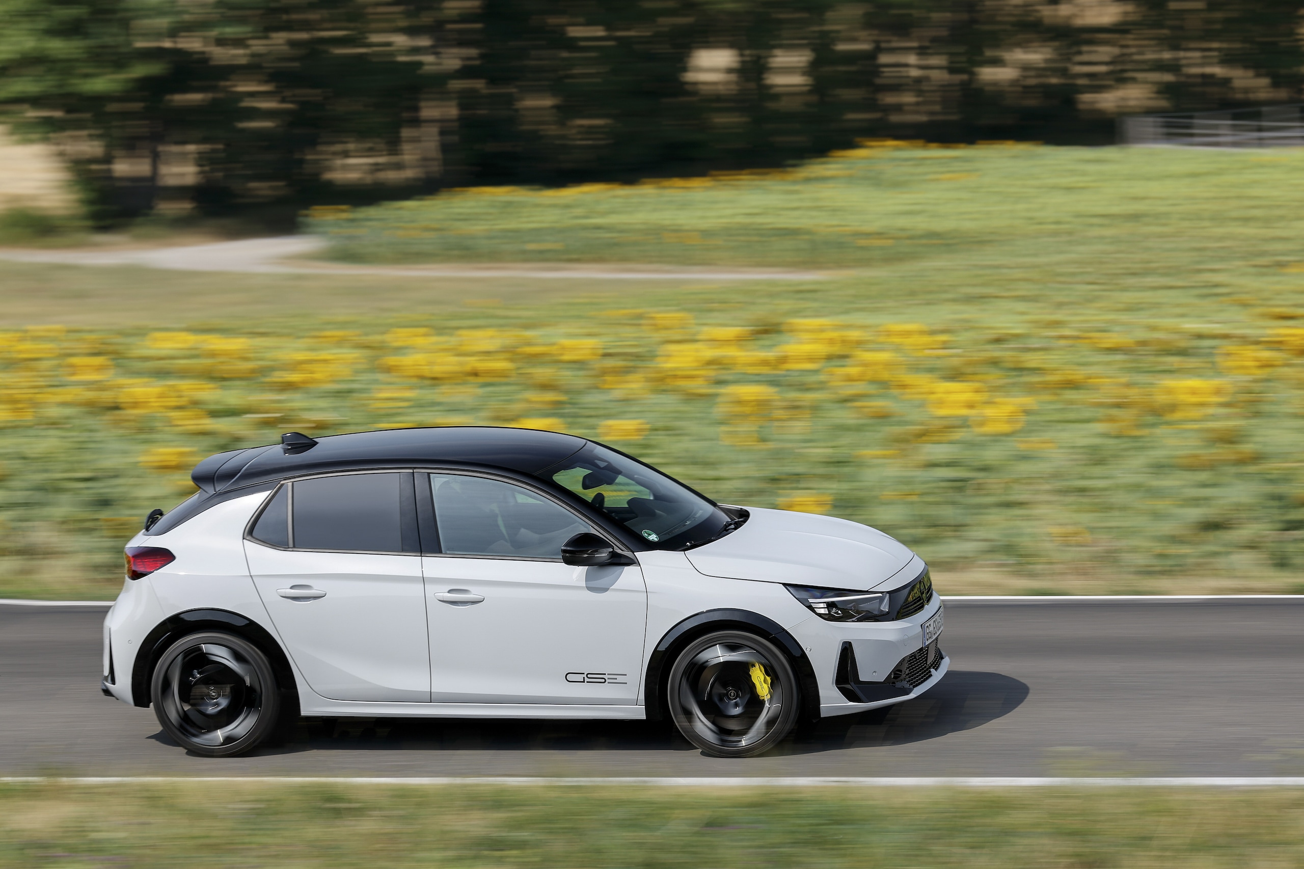 Opel Corsa GSE: elettrica, piccola e cattiva