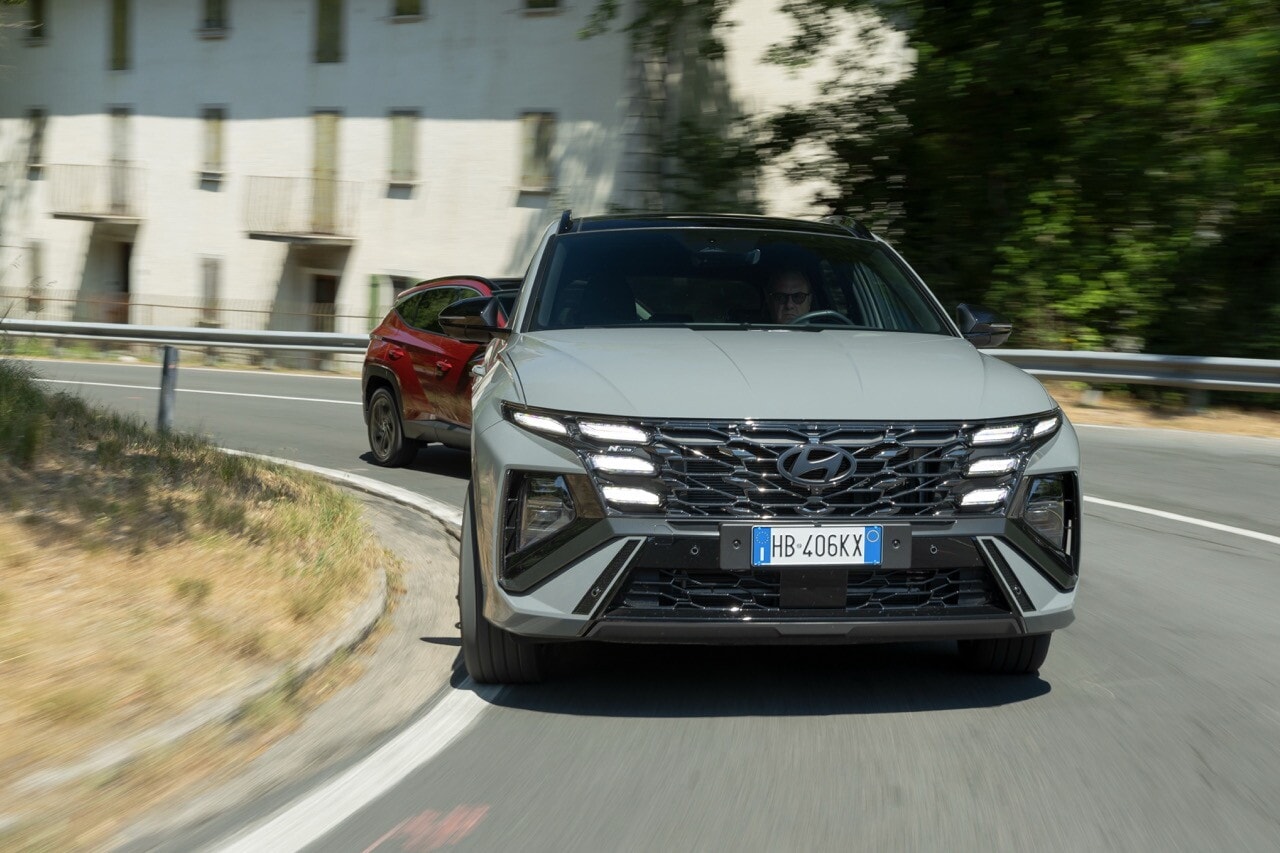 Hyundai Tucson, quale ibrido scegliere? La prova completa