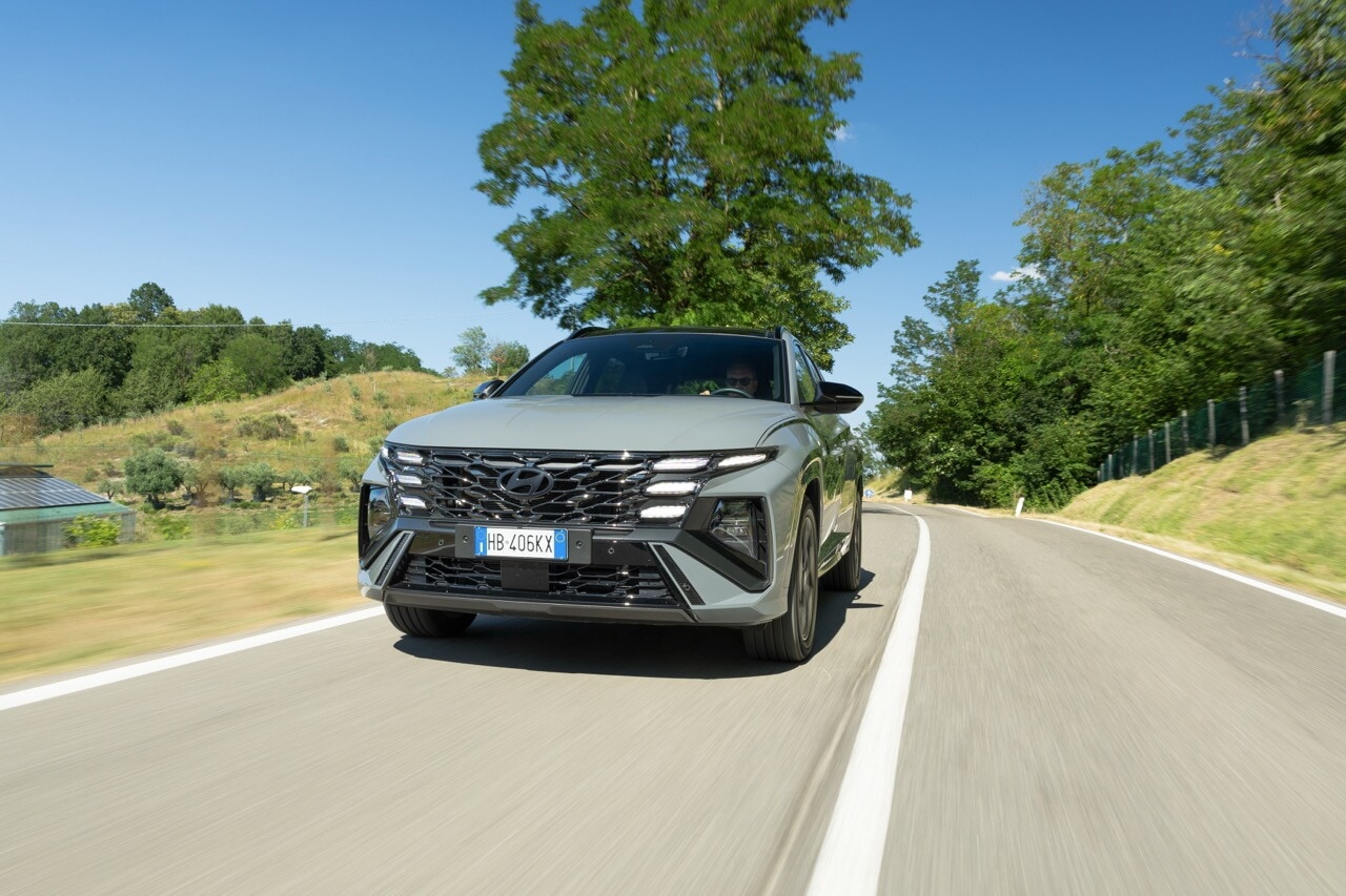 Hyundai Tucson, quale ibrido scegliere? La prova completa