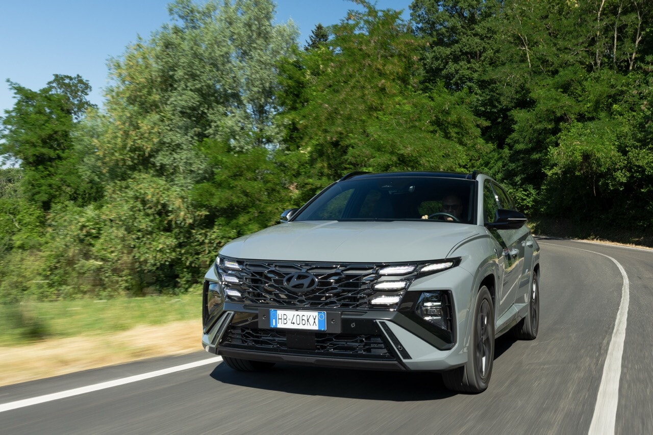 Hyundai Tucson, quale ibrido scegliere? La prova completa