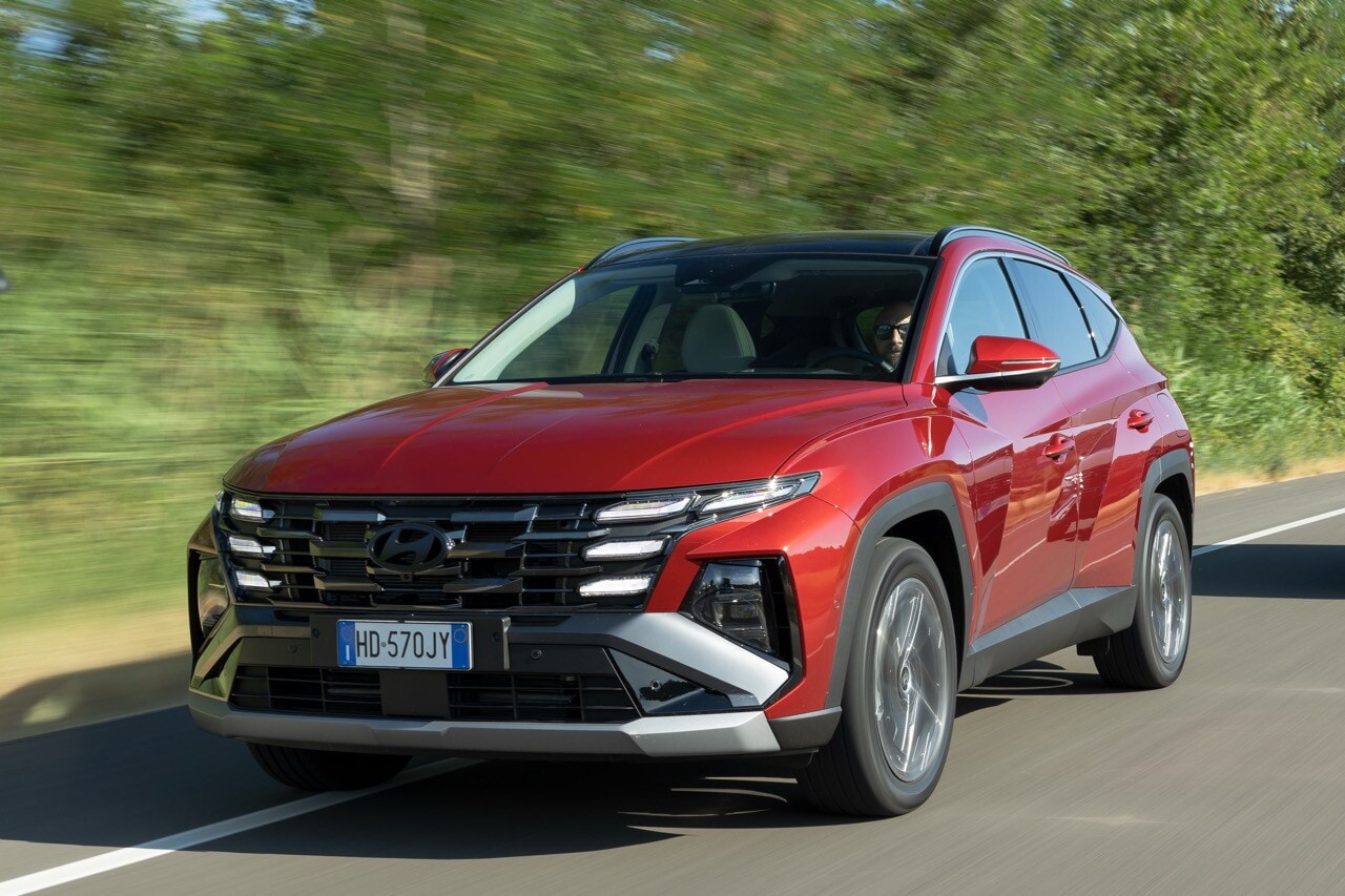 Hyundai Tucson, quale ibrido scegliere? La prova completa