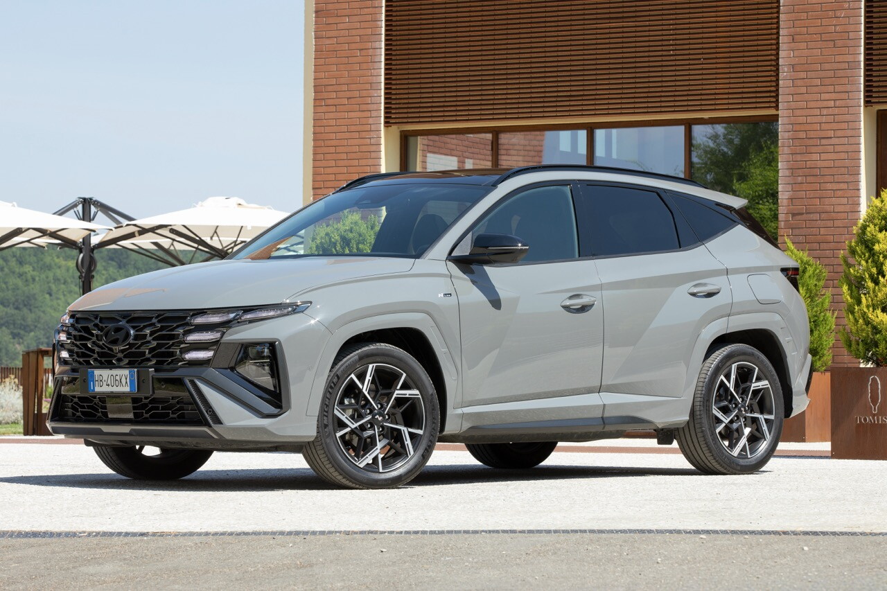 Hyundai Tucson, quale ibrido scegliere? La prova completa