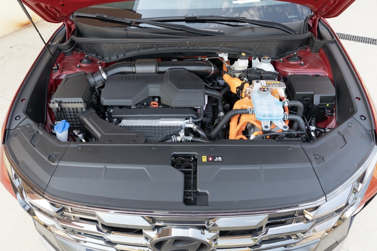 Hyundai Tucson, quale ibrido scegliere? La prova completa