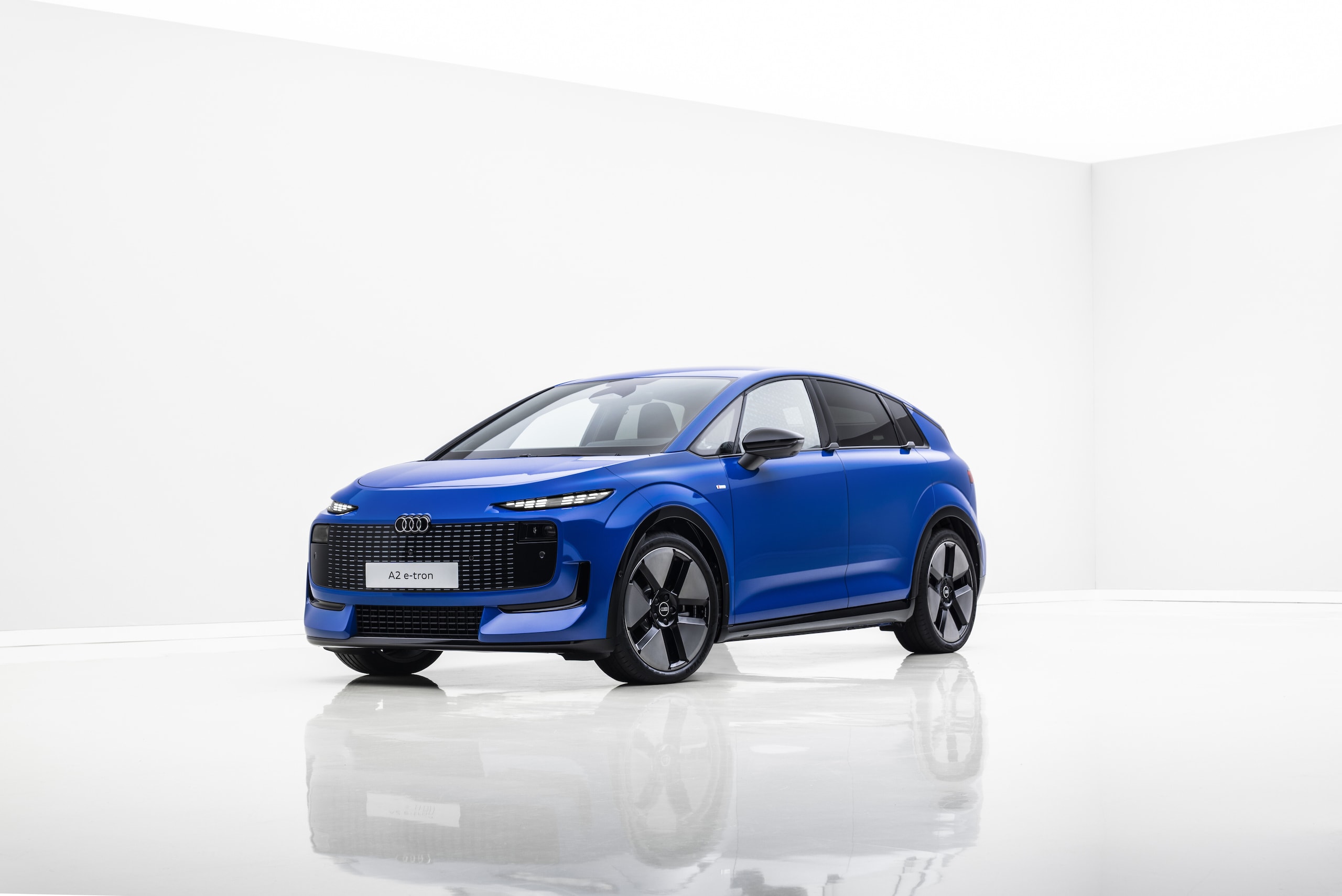 Audi A2 e-tron, lo stile incontra l'efficienza