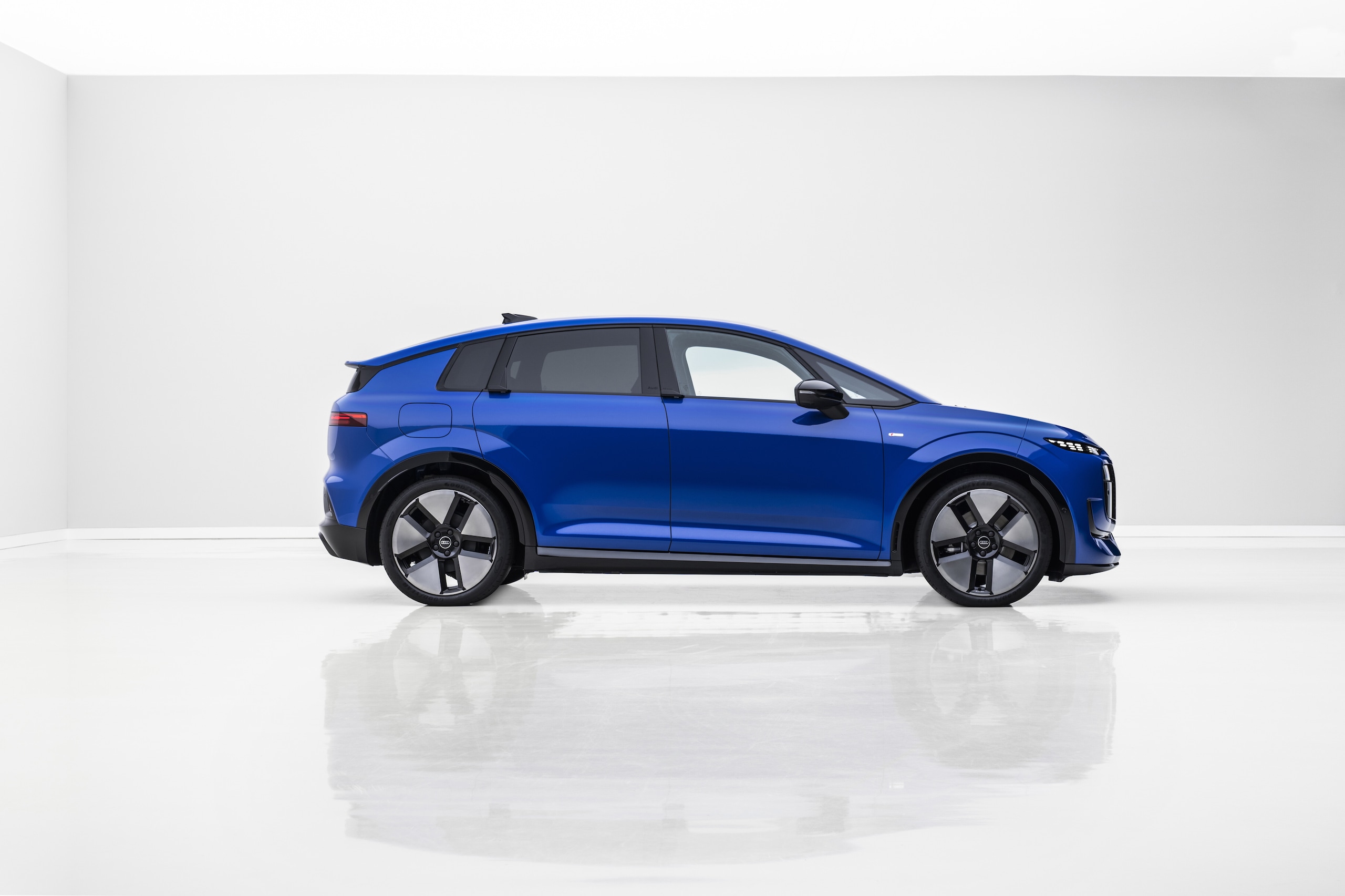 Audi A2 e-tron, lo stile incontra l'efficienza