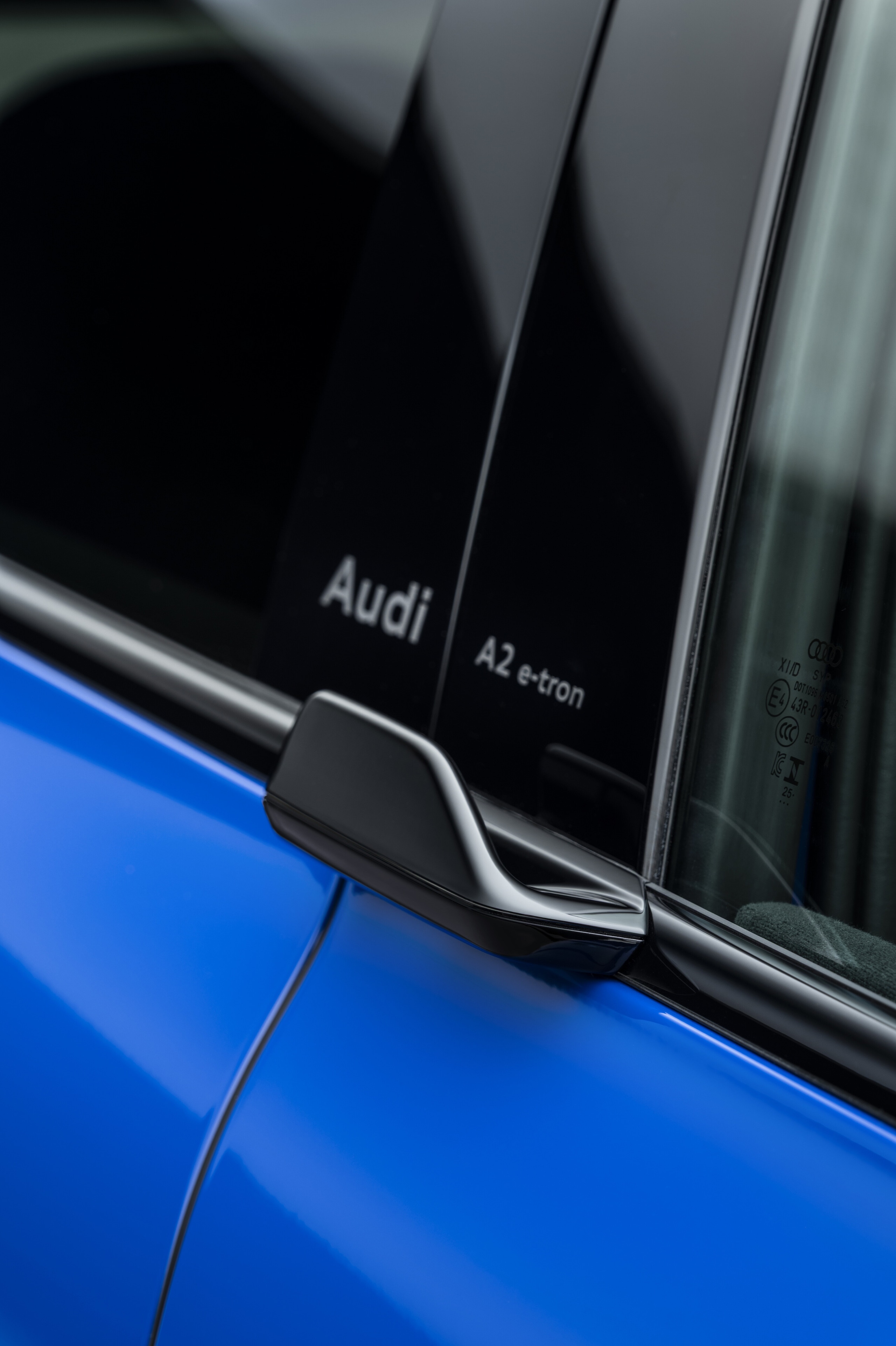 Audi A2 e-tron, lo stile incontra l'efficienza