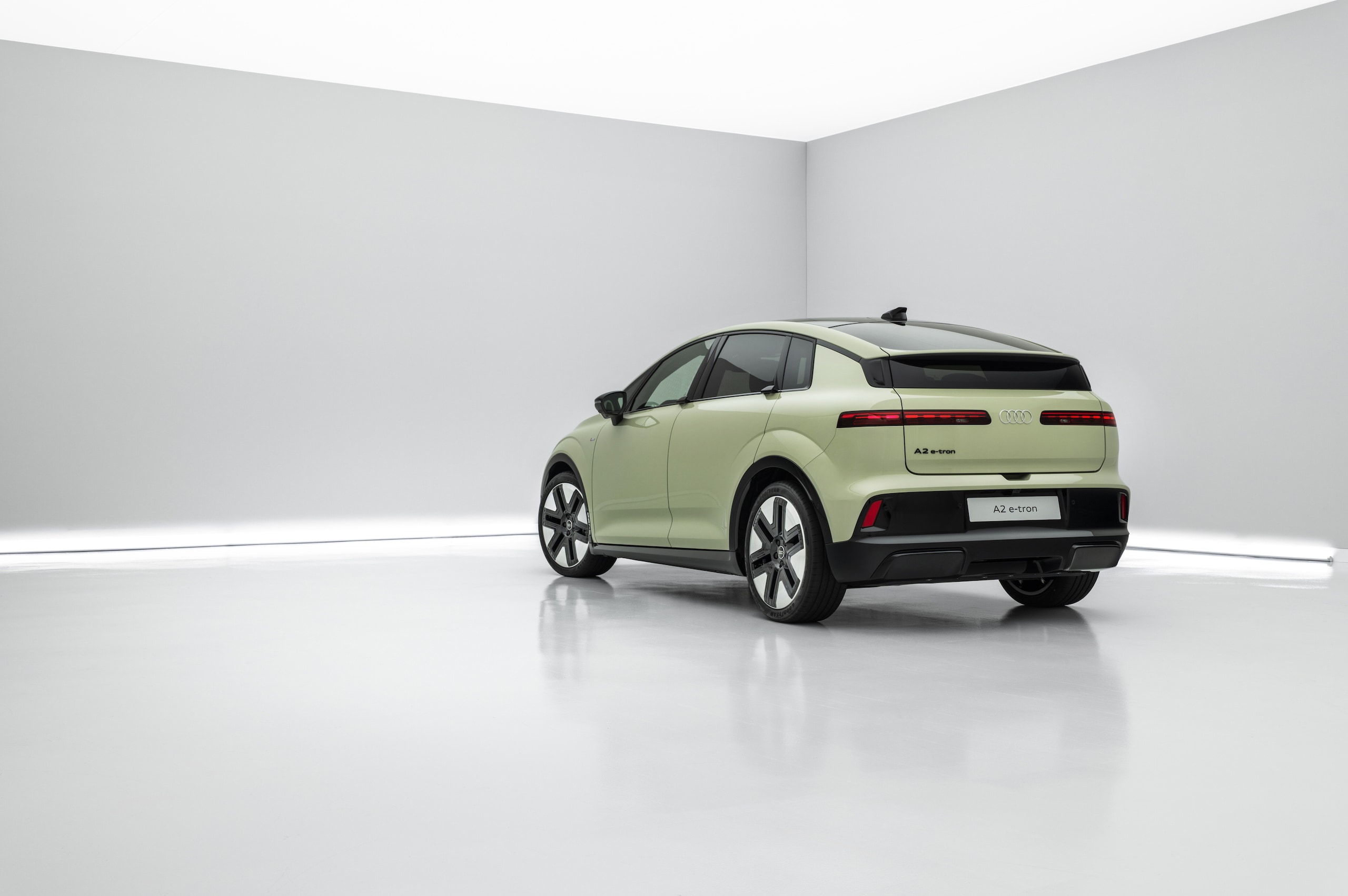 Audi A2 e-tron, lo stile incontra l'efficienza