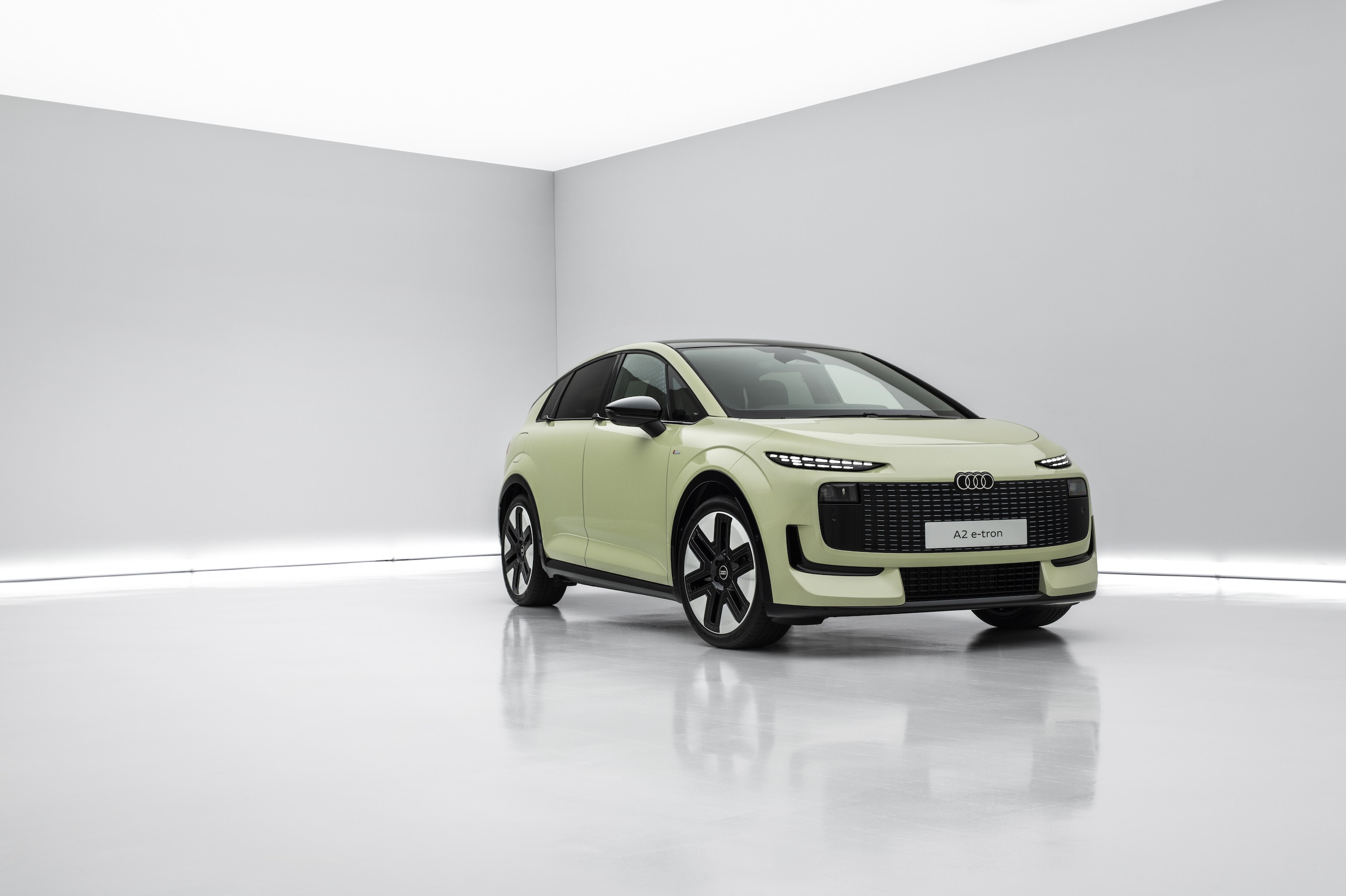 Audi A2 e-tron, lo stile incontra l'efficienza
