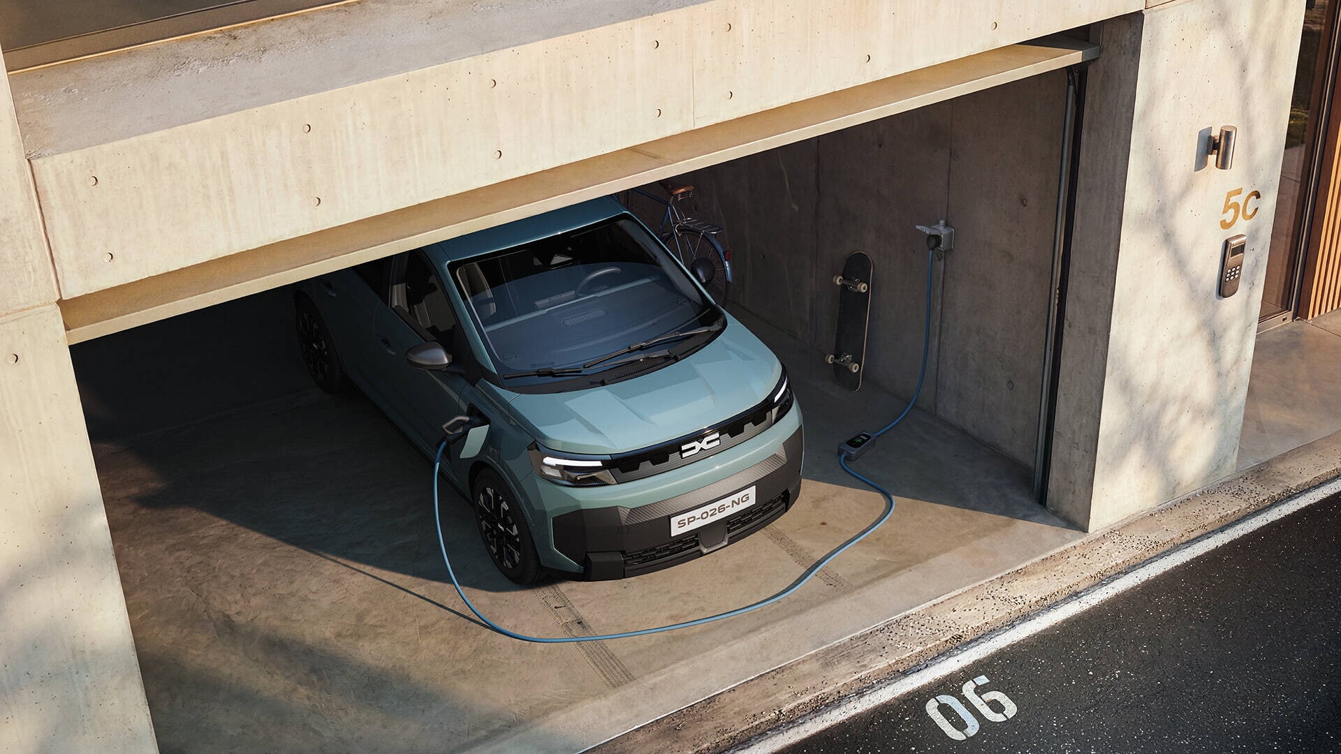 Dacia Spring, la piccola elettrica alza l'asticella