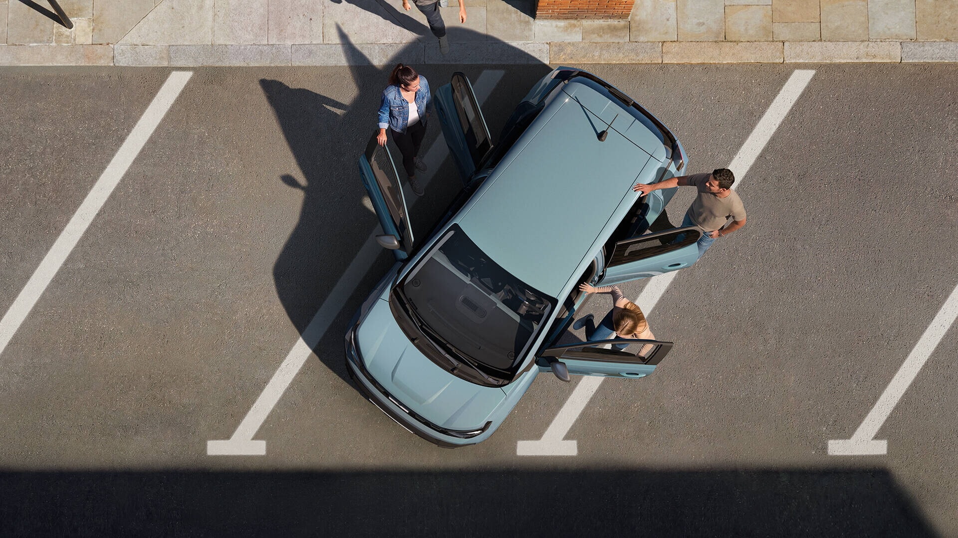 Dacia Spring, la piccola elettrica alza l'asticella
