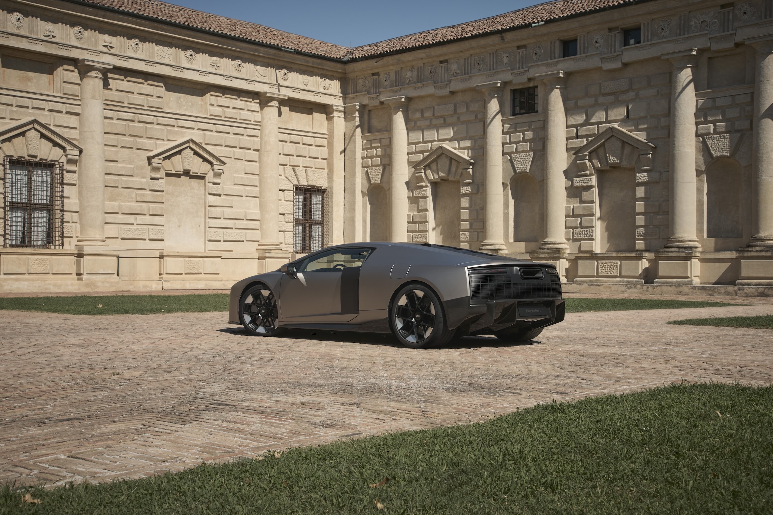 Audi Nuvolari, potenza da Formula 1 su strada
