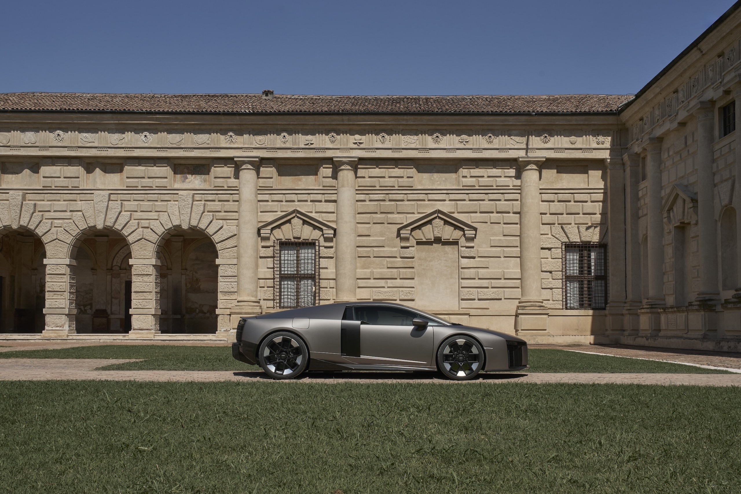 Audi Nuvolari, potenza da Formula 1 su strada