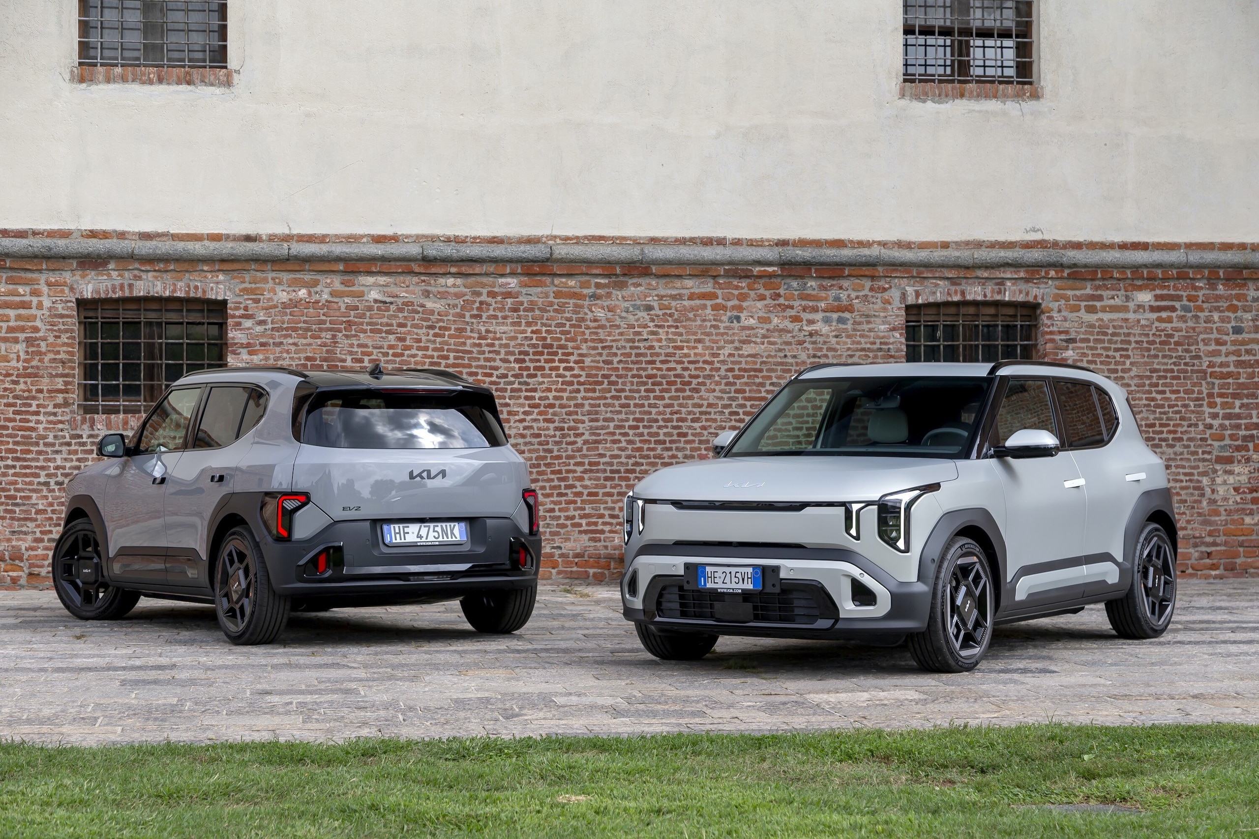 Kia EV2 Black Line