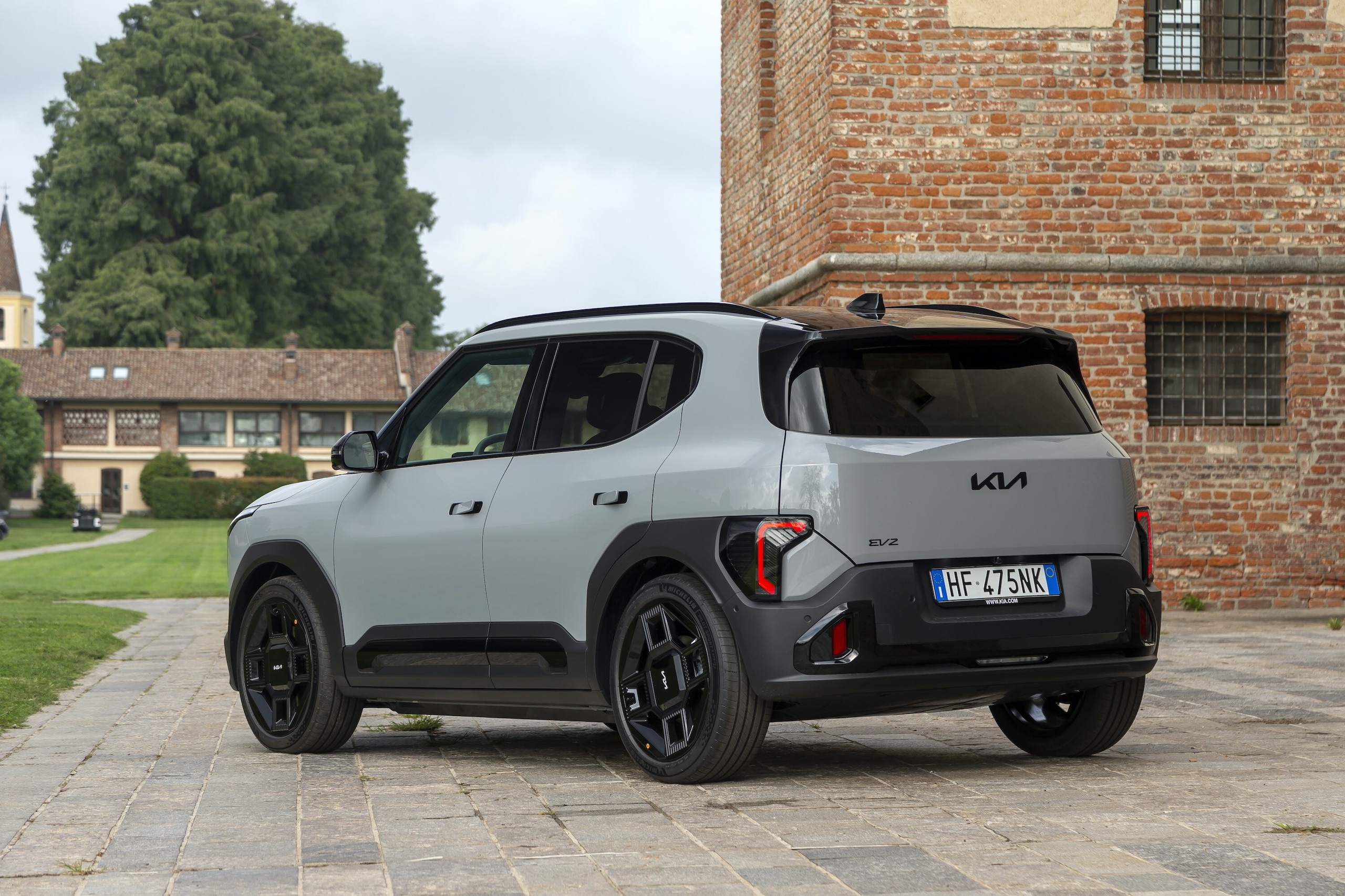 Kia EV2 Black Line
