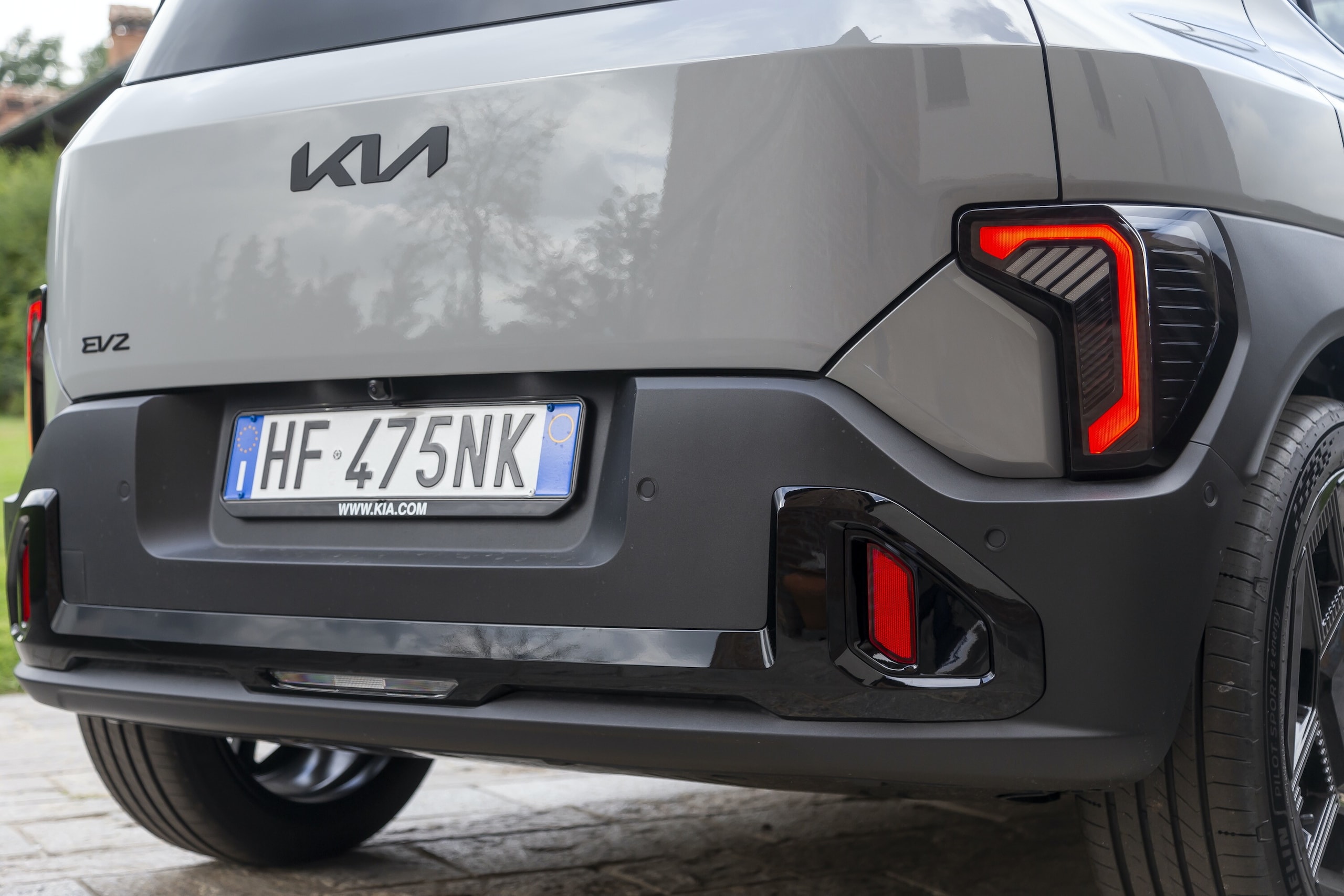 Kia EV2 Black Line
