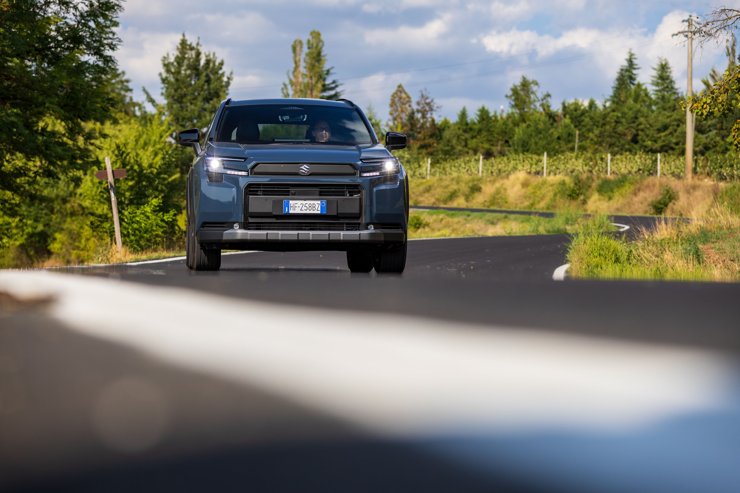 Suzuki Across, avventura integrale in plug-in