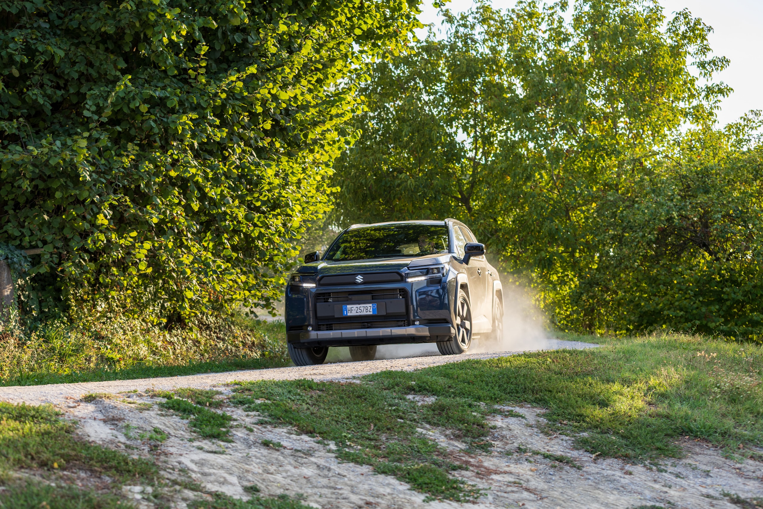 Suzuki Across, avventura integrale in plug-in