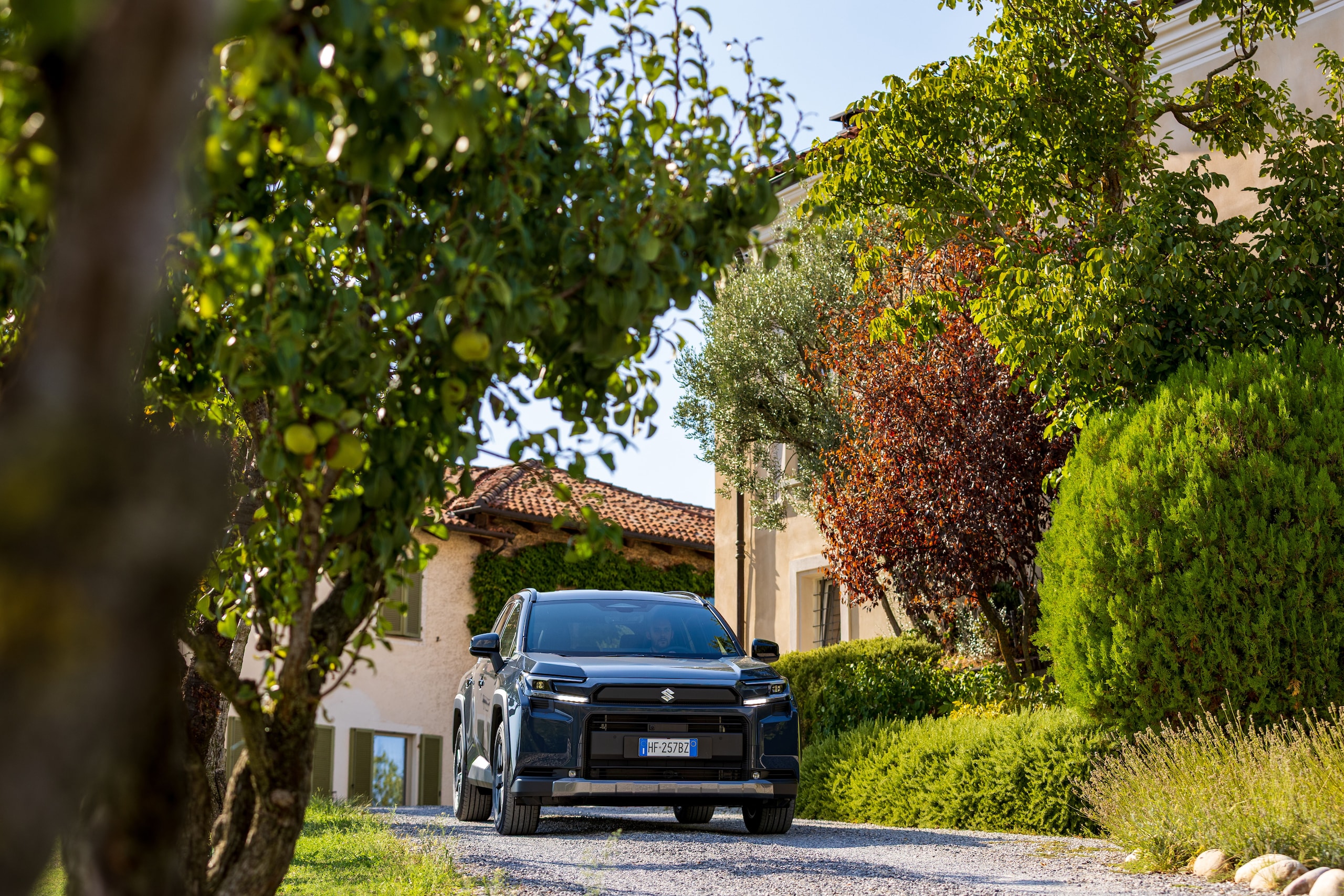 Suzuki Across, avventura integrale in plug-in