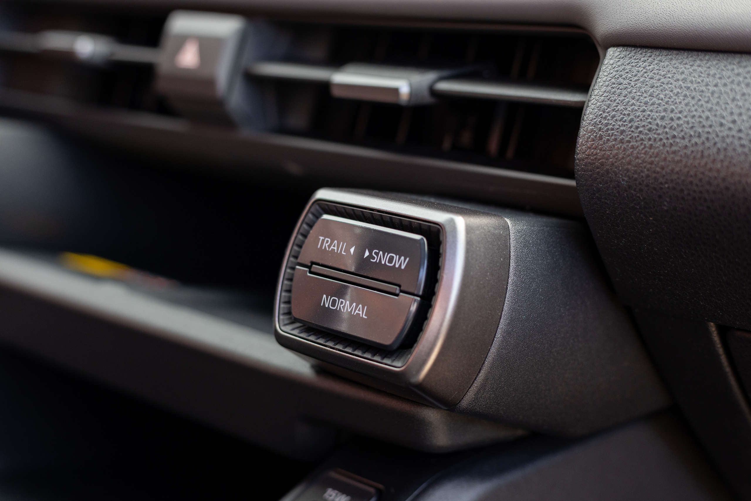 Suzuki Across, avventura integrale in plug-in