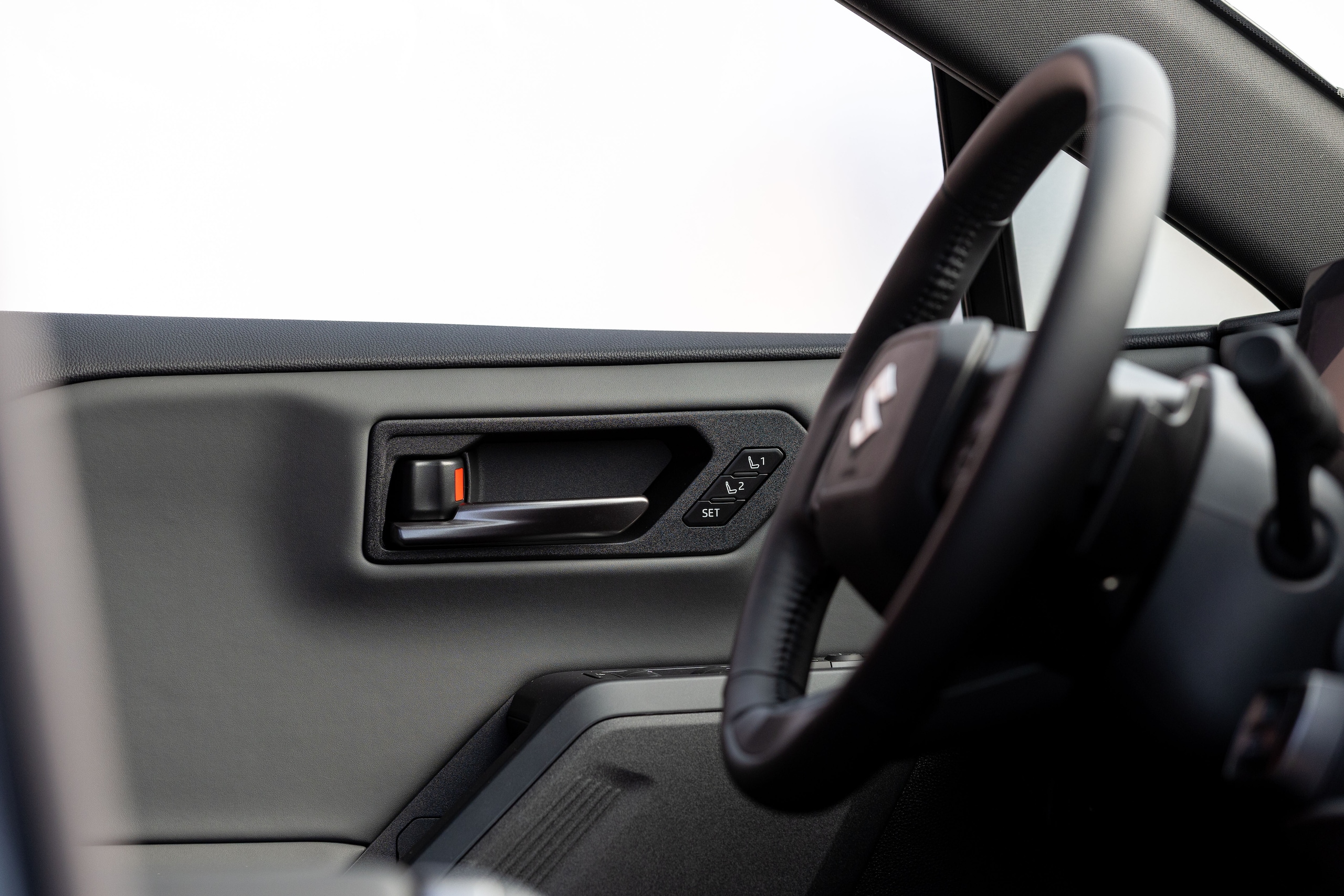 Suzuki Across, avventura integrale in plug-in