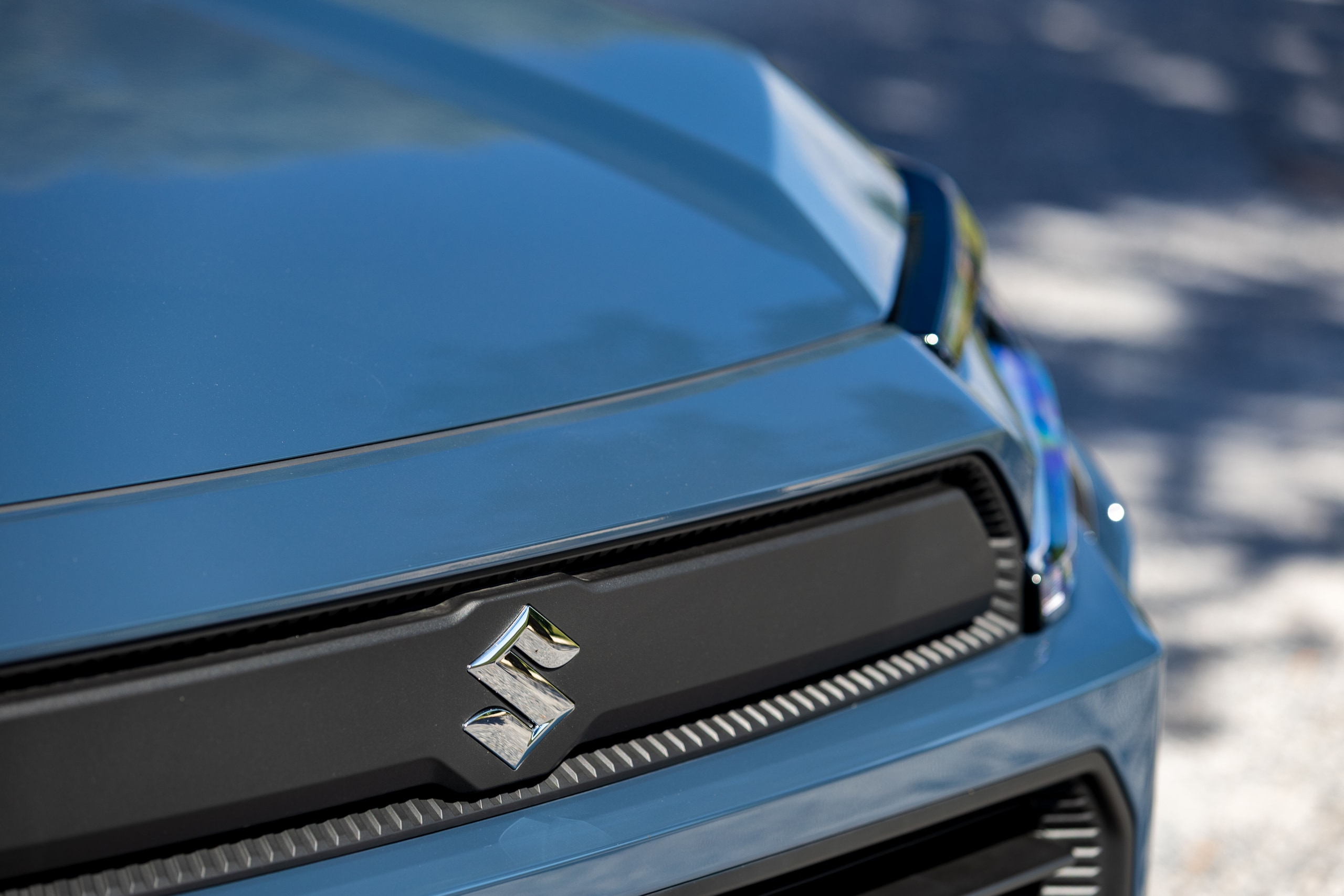 Suzuki Across, avventura integrale in plug-in