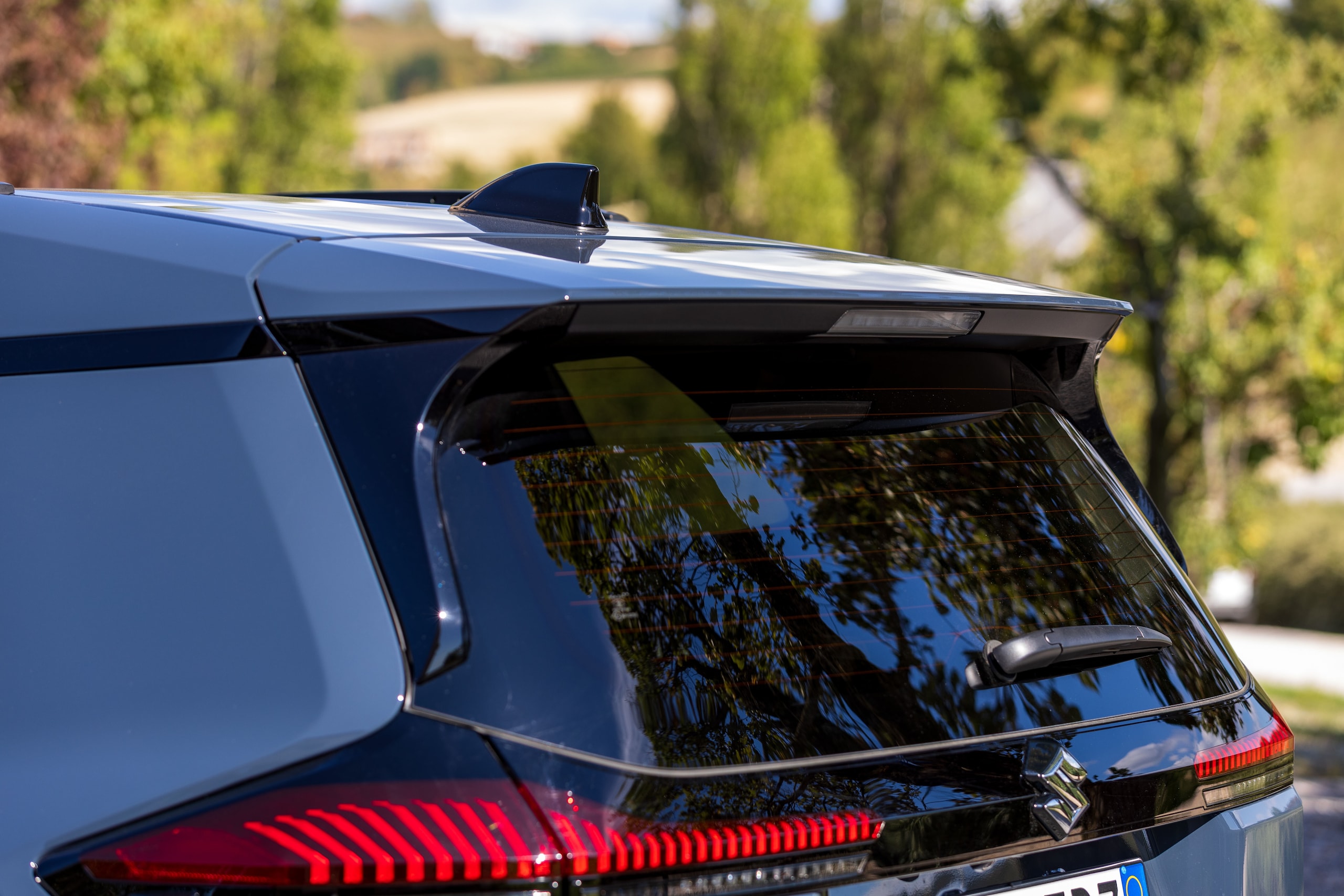 Suzuki Across, avventura integrale in plug-in