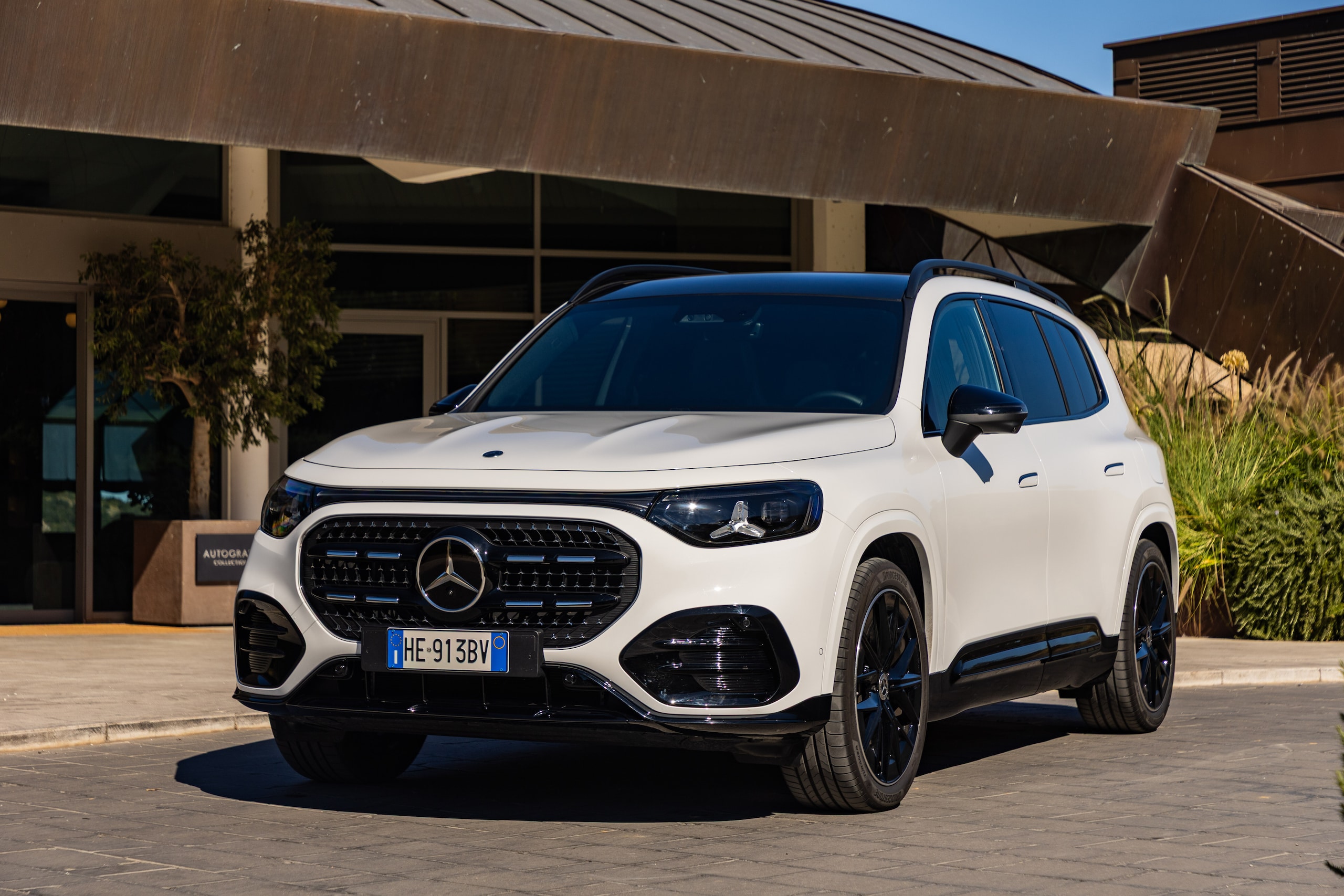 Mercedes-Benz GLB, tanto spazio e consumi bassi