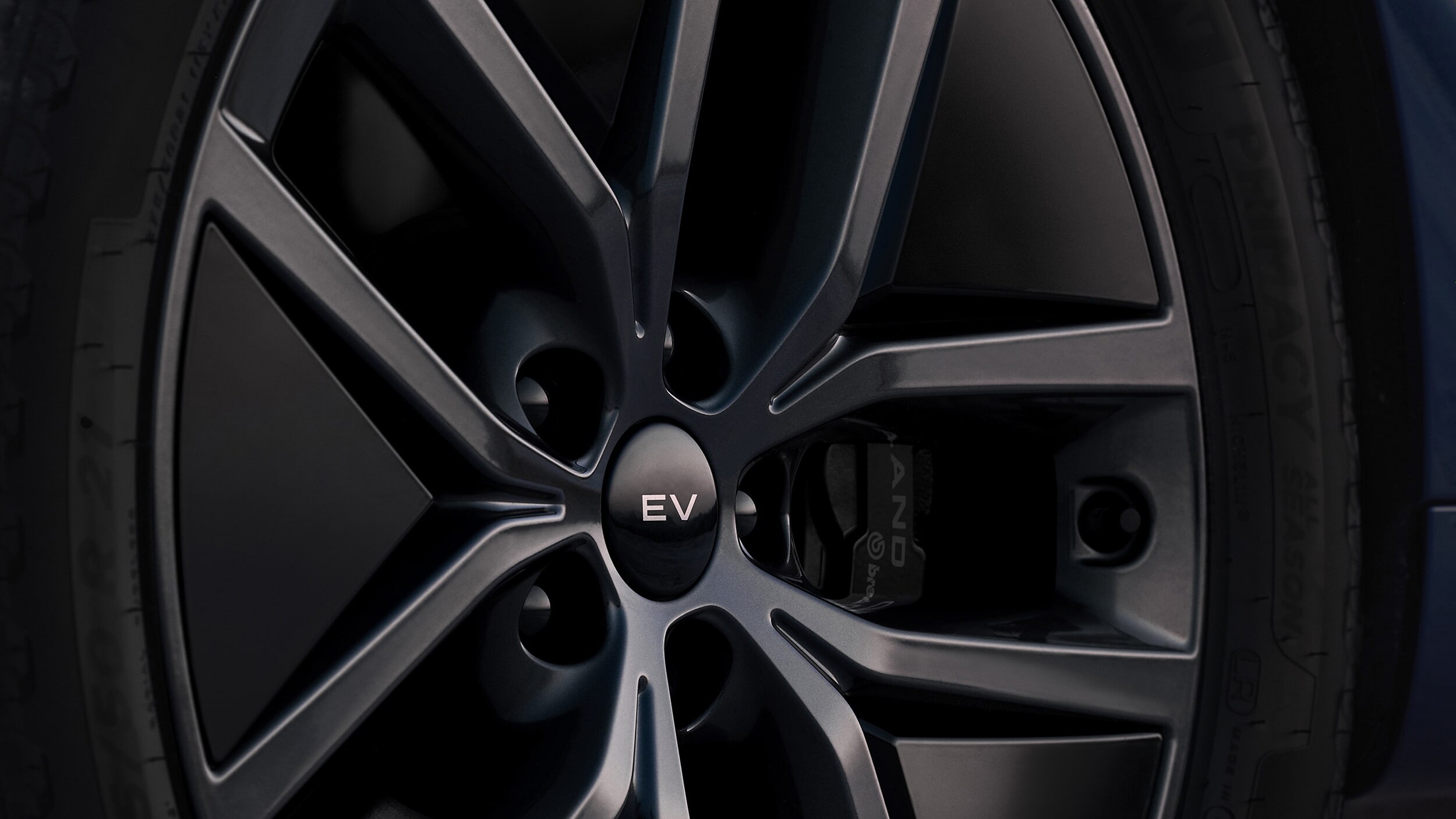 Range Rover Sport Electric, scossa all'icona