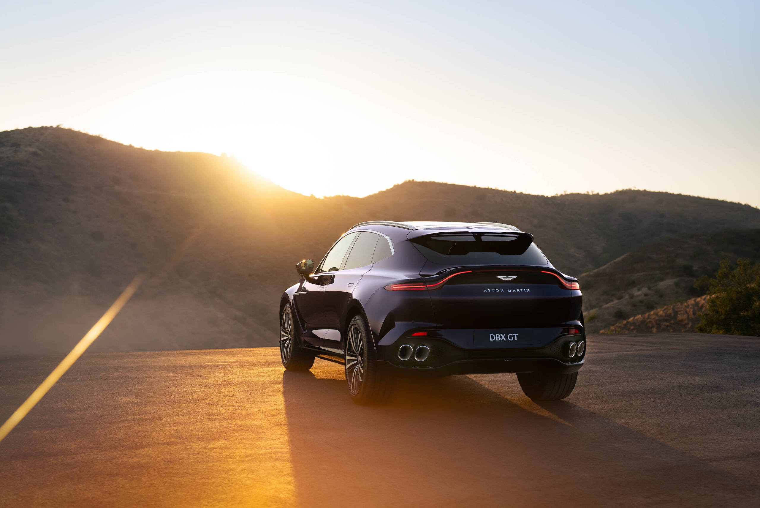 Aston Martin DBX GT, il lusso per passare inosservati