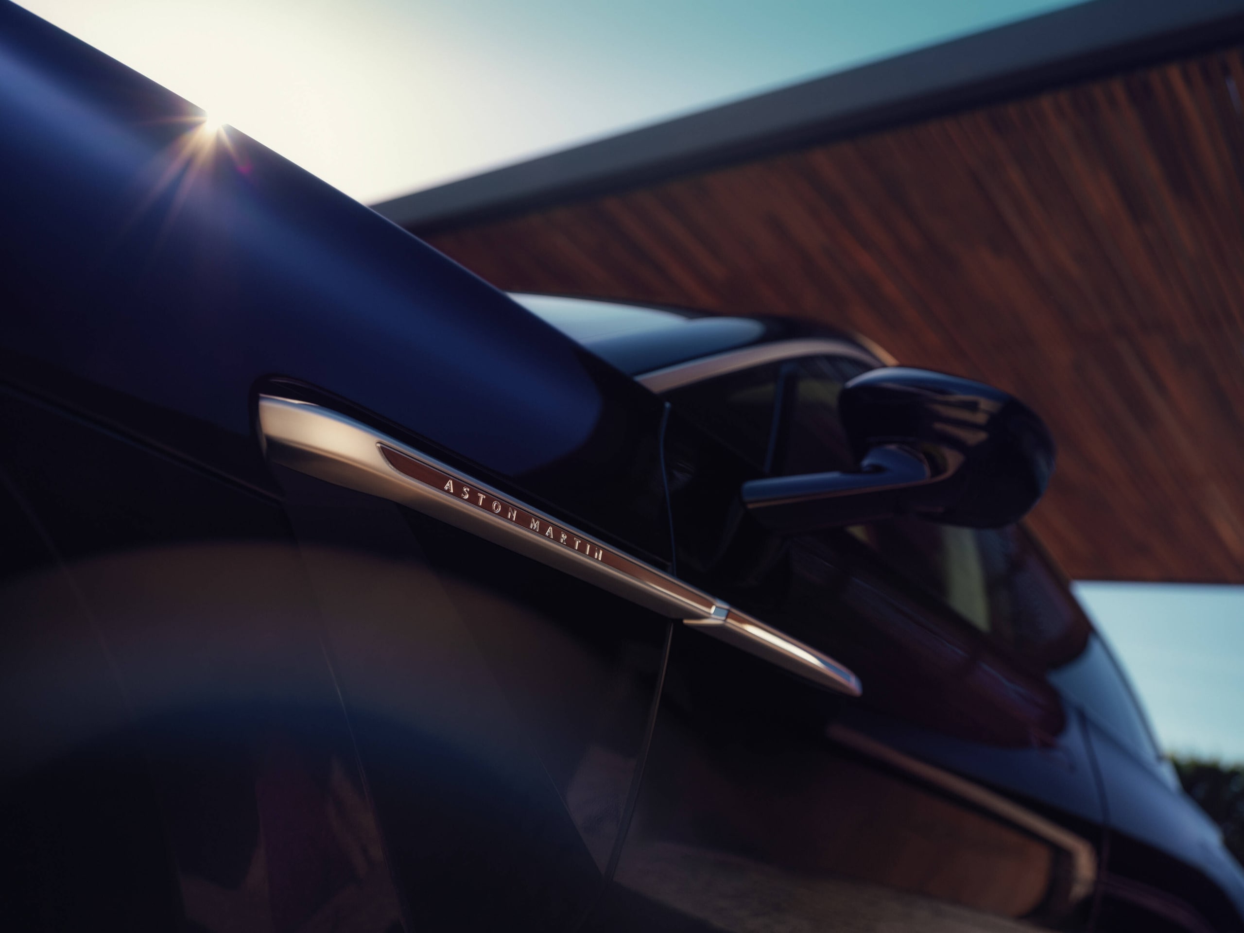 Aston Martin DBX GT, il lusso per passare inosservati