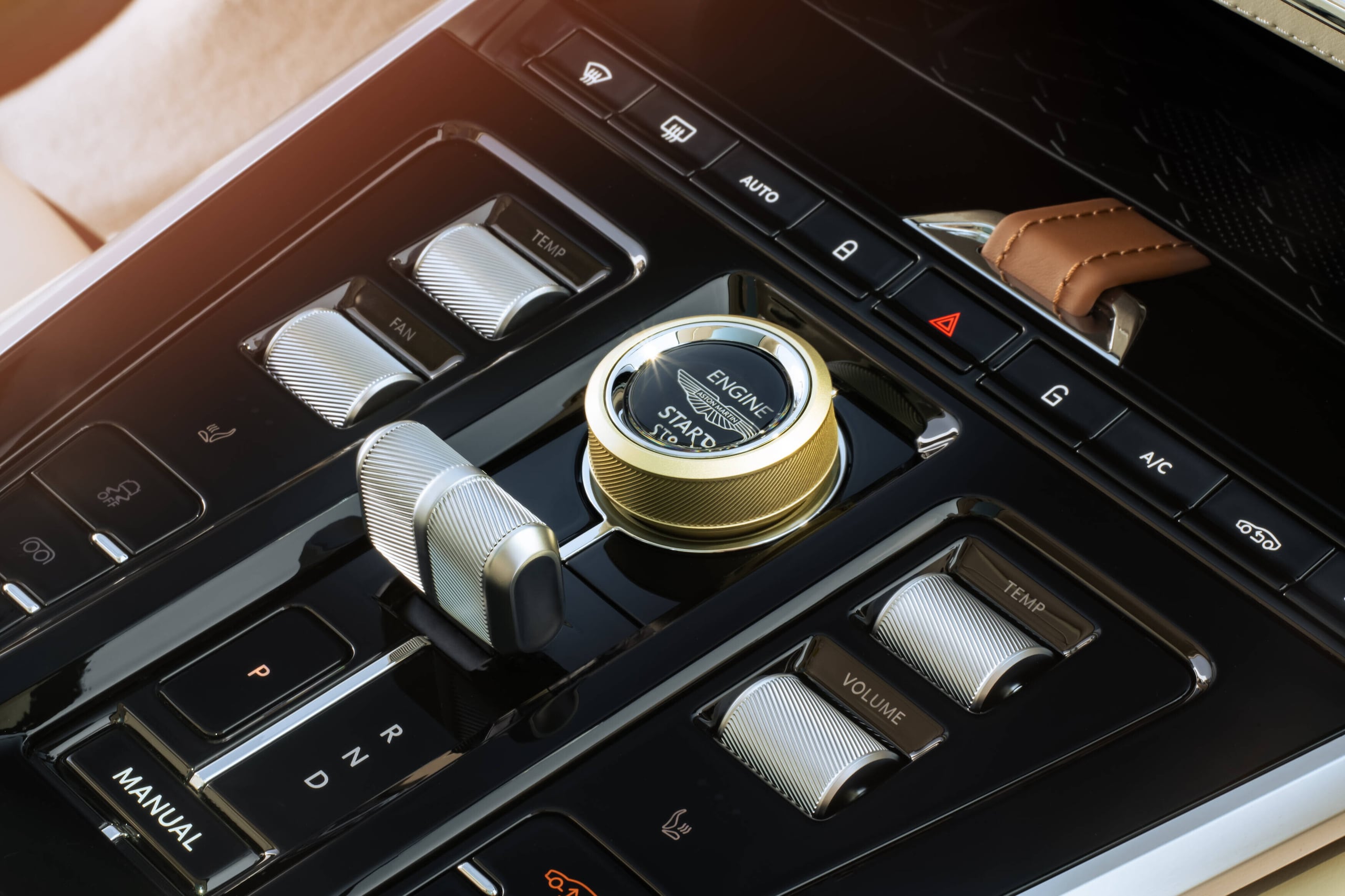 Aston Martin DBX GT, il lusso per passare inosservati