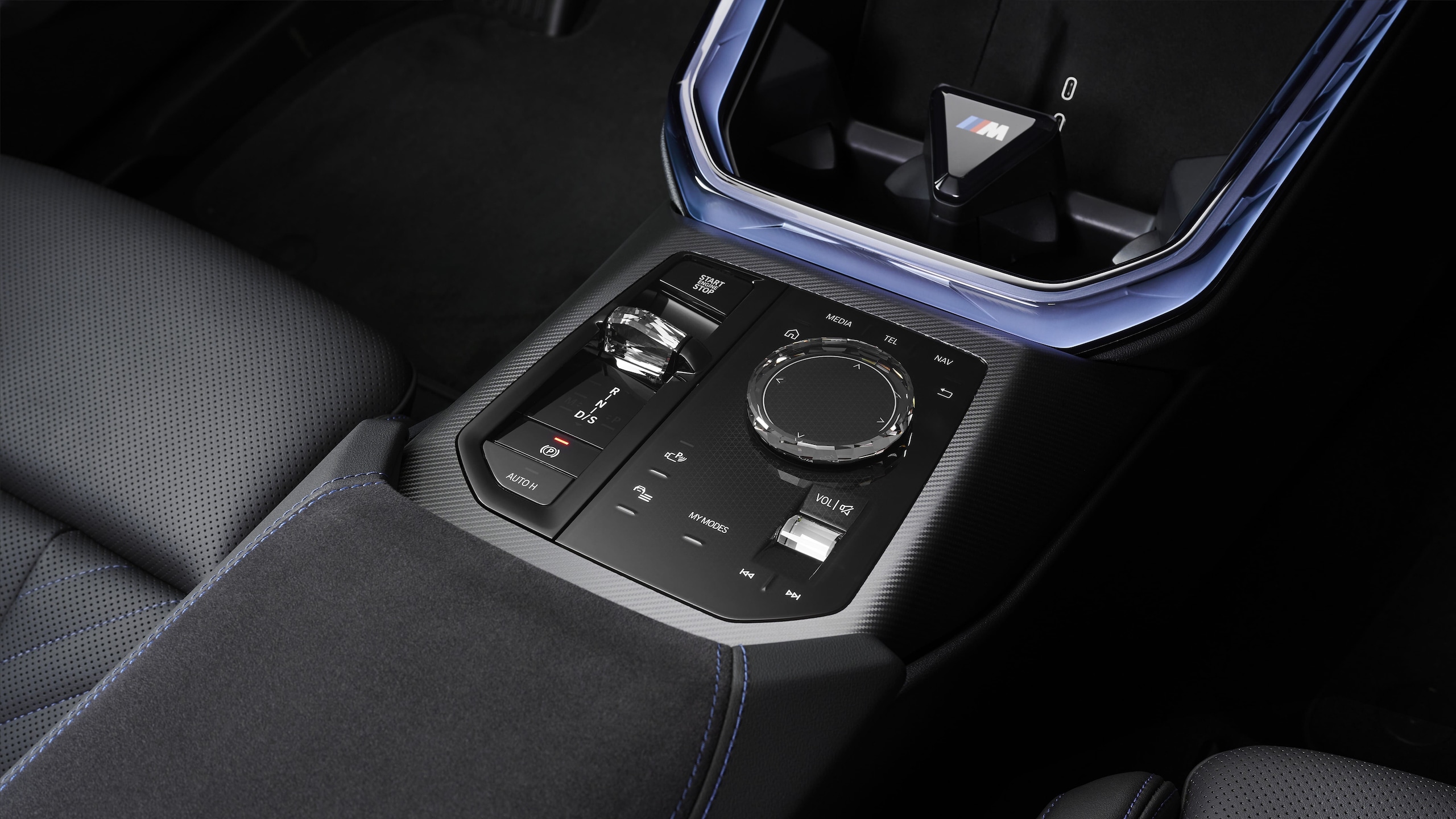 BMW X3 M50 xDrive, più cavalli e nuovo Black Package