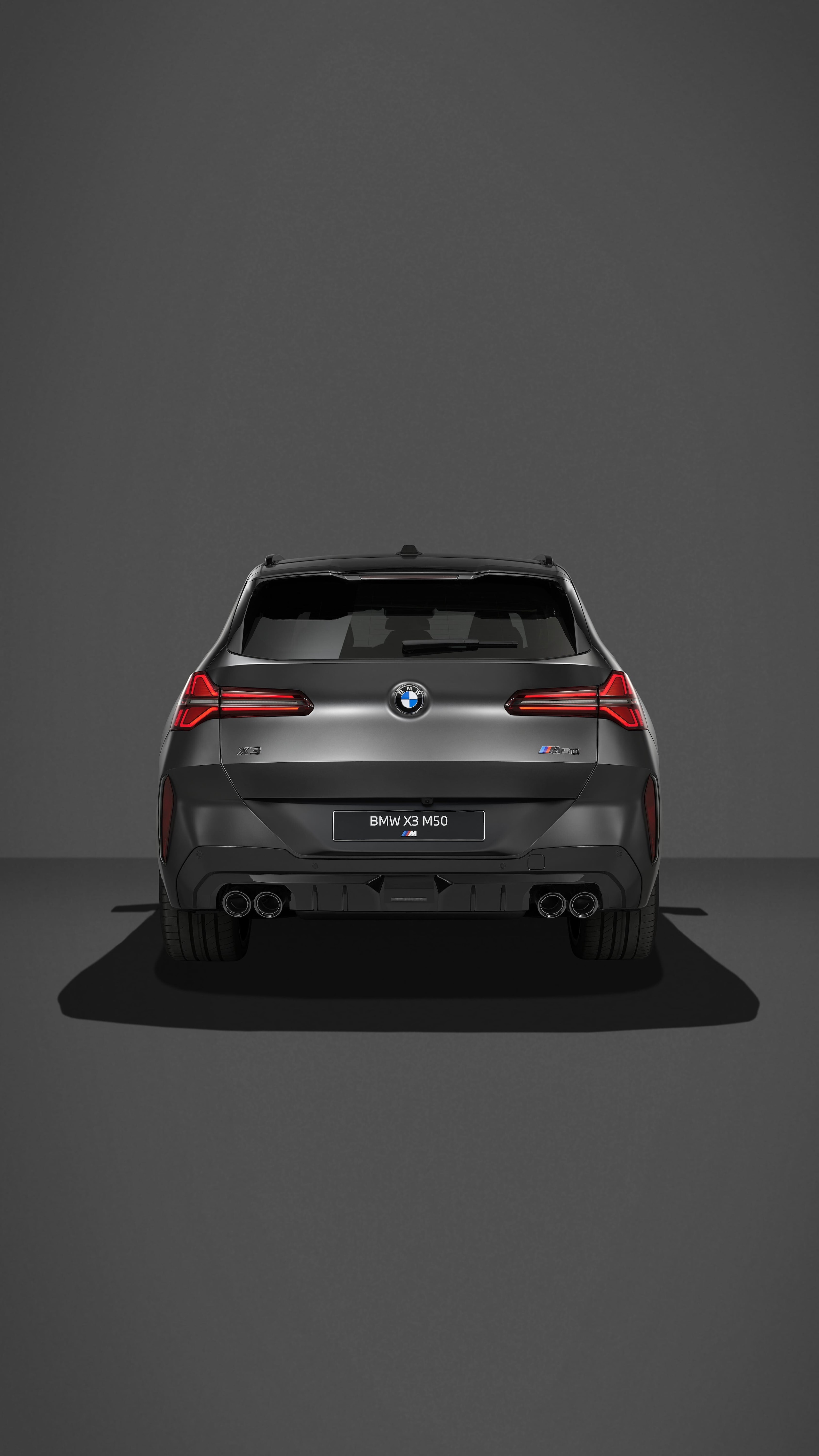 BMW X3 M50 xDrive, più cavalli e nuovo Black Package