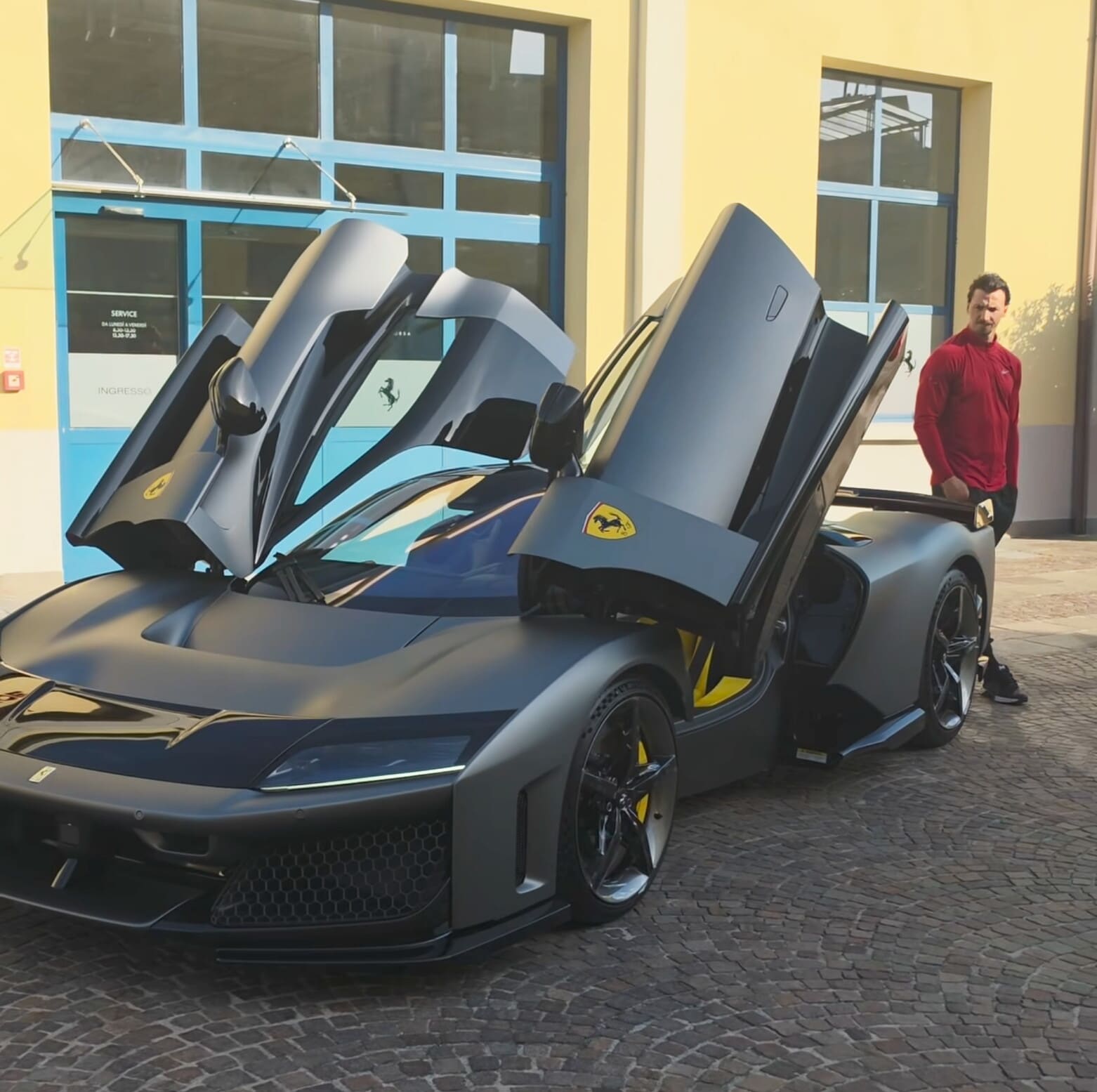 Ibra, che colpo! Una Ferrari da 1200 cavalli per i 45 anni