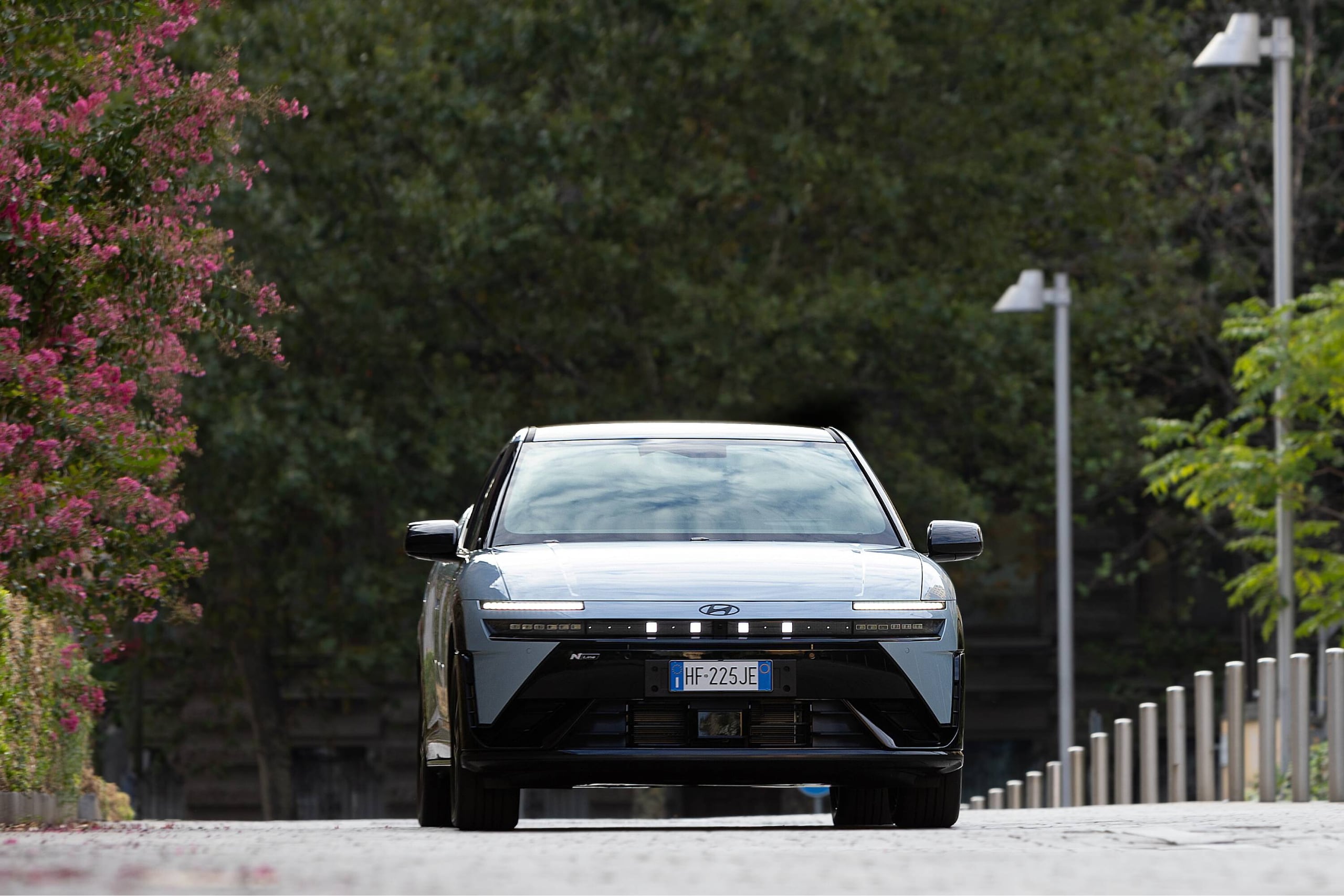 Hyundai IONIQ 3, una scossa di carattere